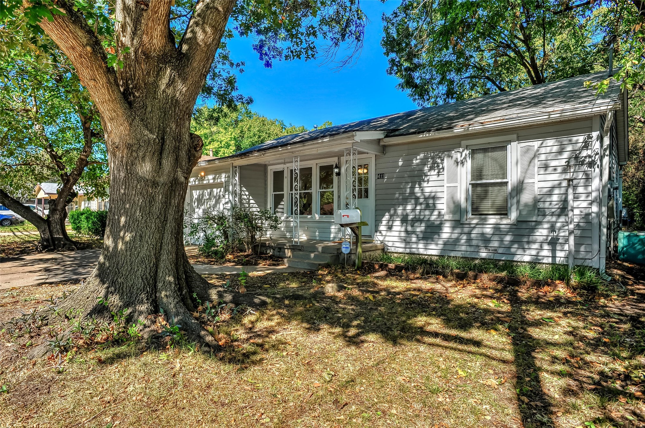 411 W Taylor Street Sherman TX 75092