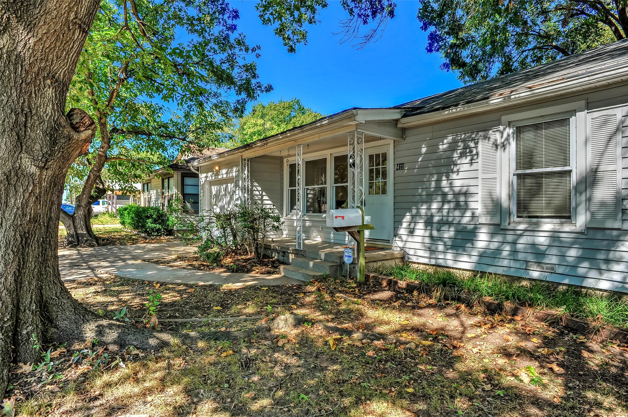 411 W Taylor Street Sherman TX 75092