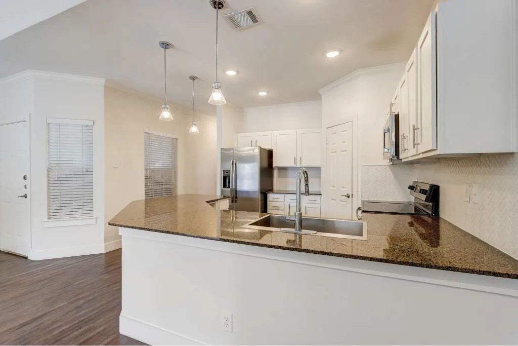 17250 Knoll Trail Drive Dallas TX 75248