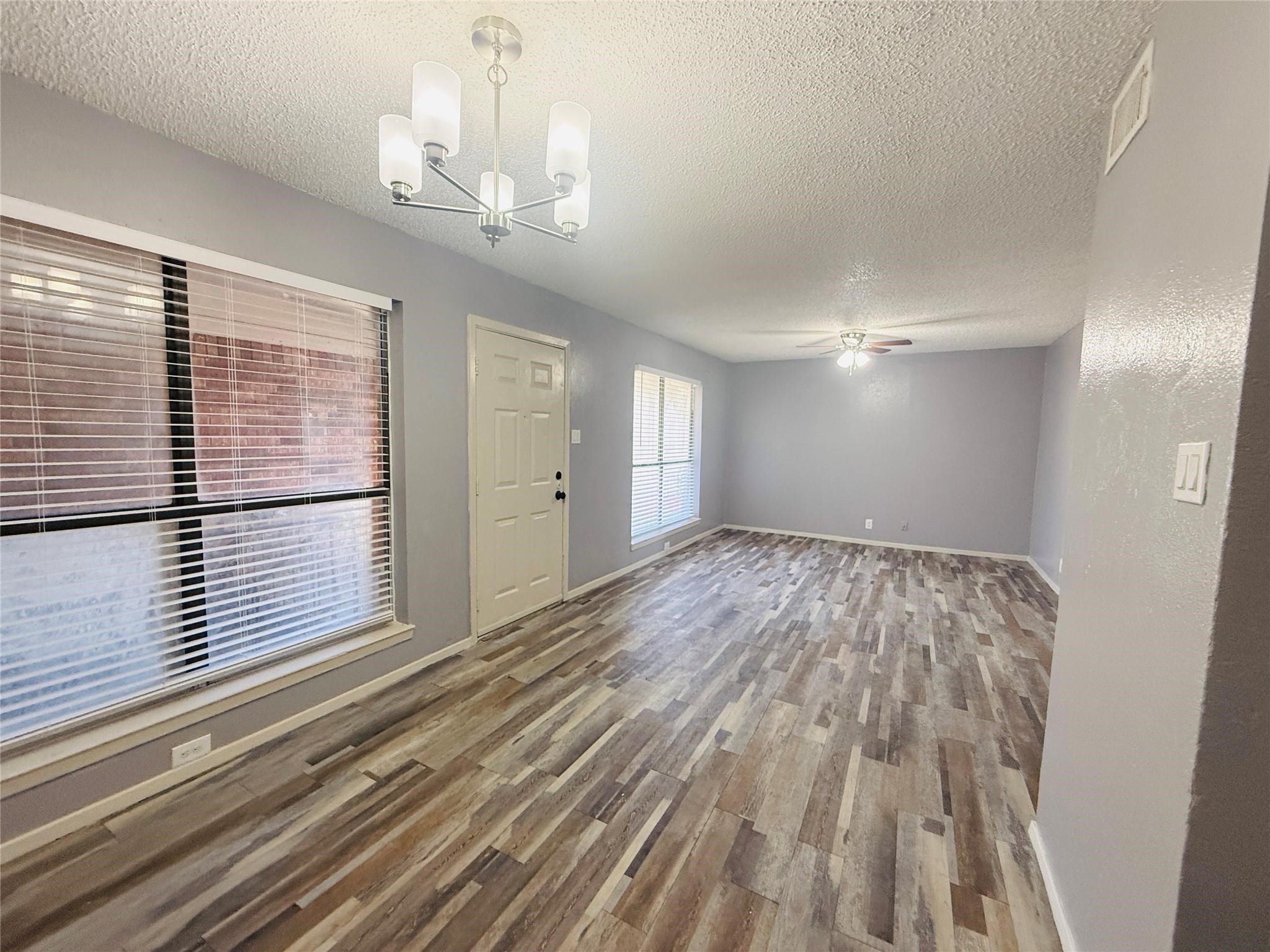 60 W Washington Street Paris TX 75460