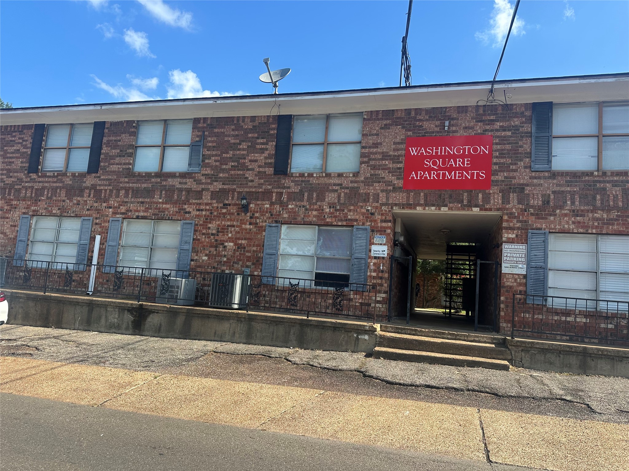 60 W Washington Street Paris TX 75460
