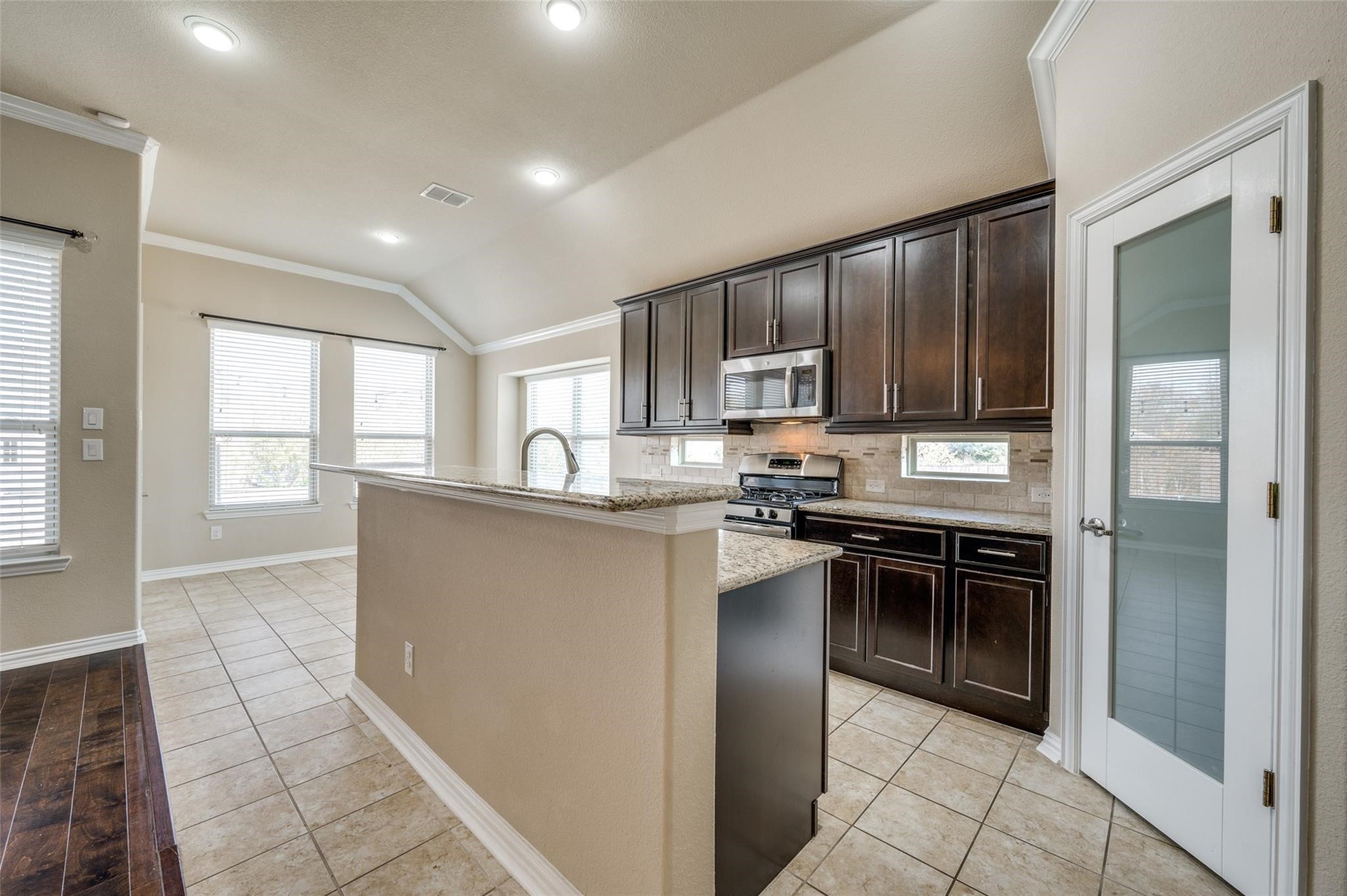 1017 Nob Hill Place Mckinney TX 75071