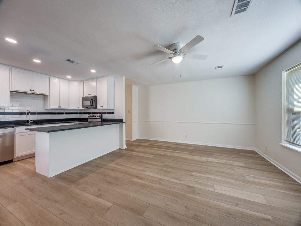1721 W Walker Street Denison TX 75020