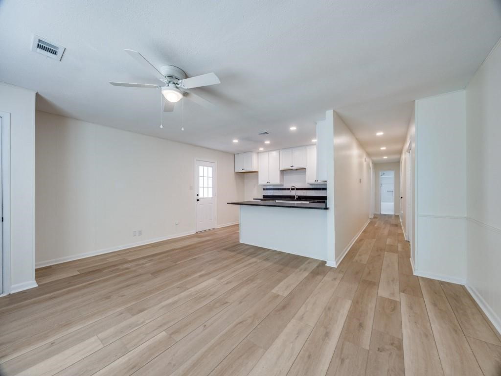 1721 W Walker Street Denison TX 75020