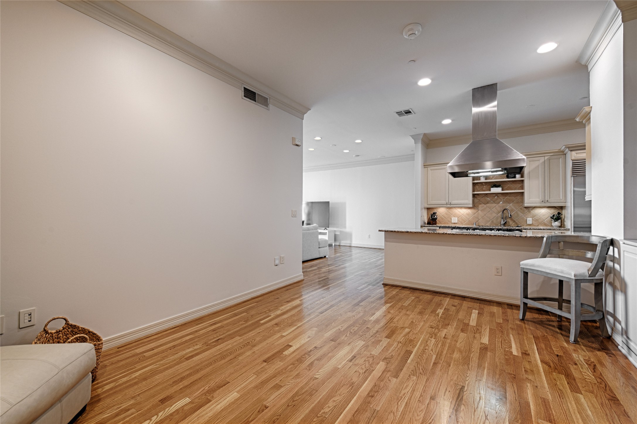 2828 Hood Street Dallas TX 75219