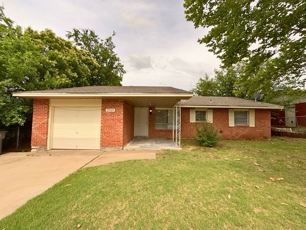 2709 NW Hilltop Drive No City OK 73507