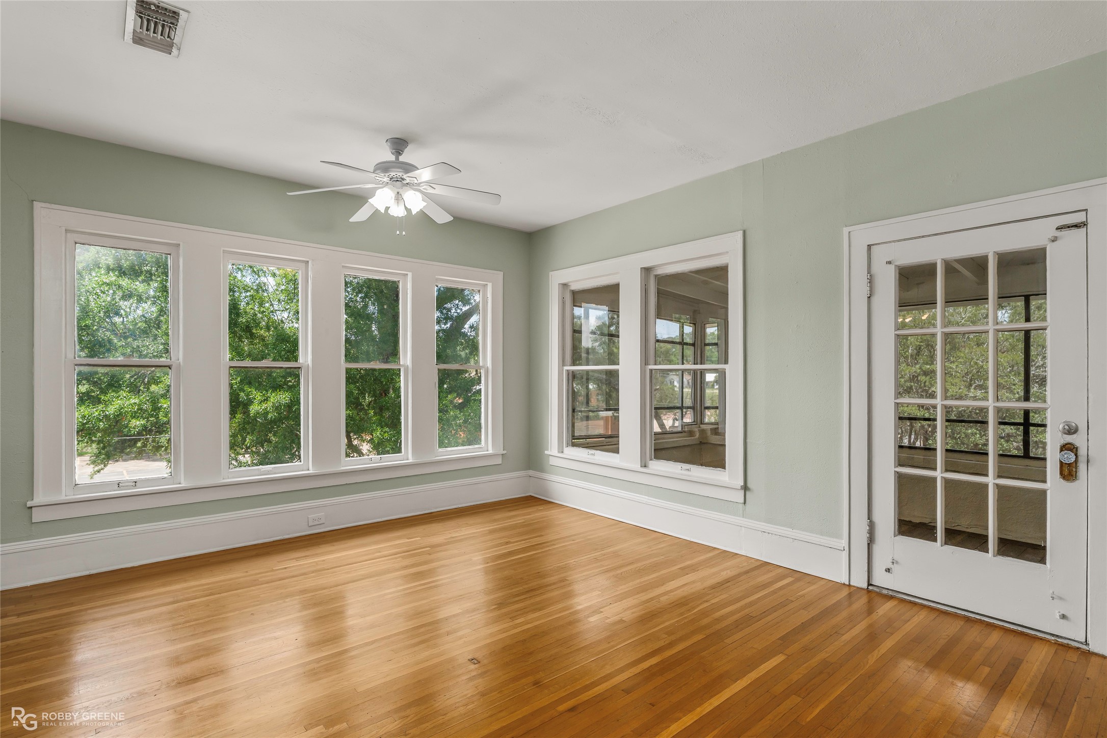 3305 Creswell Shreveport LA 71104