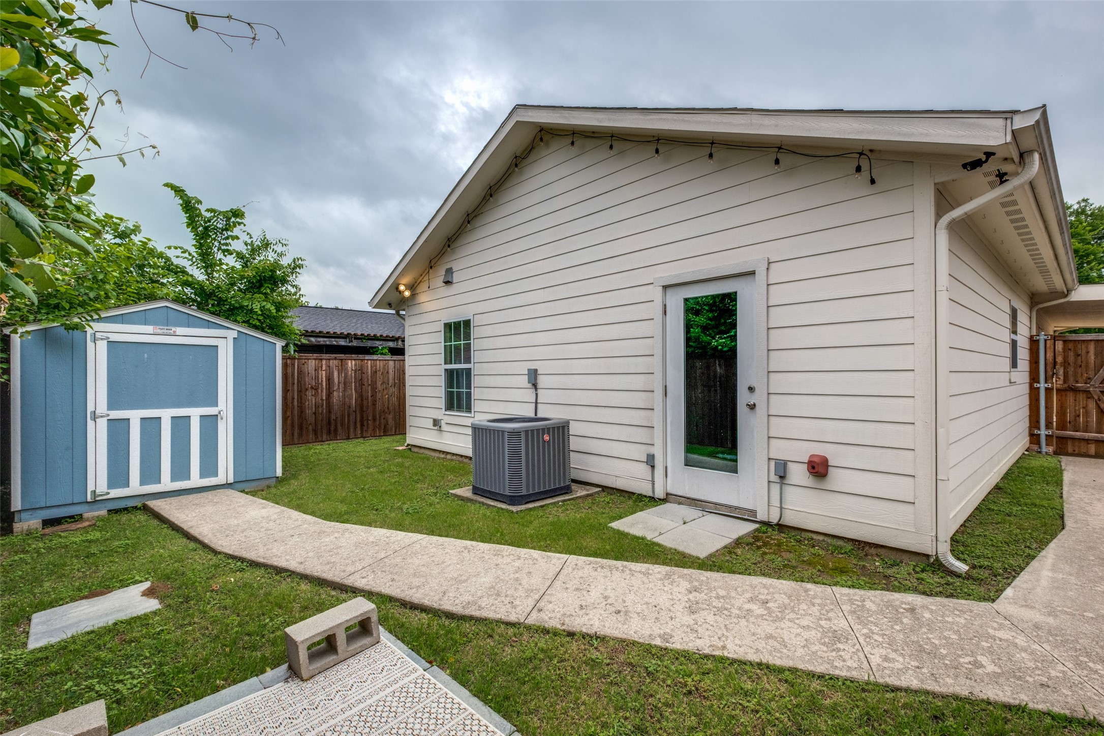 2727 Choice Street Dallas TX 75215