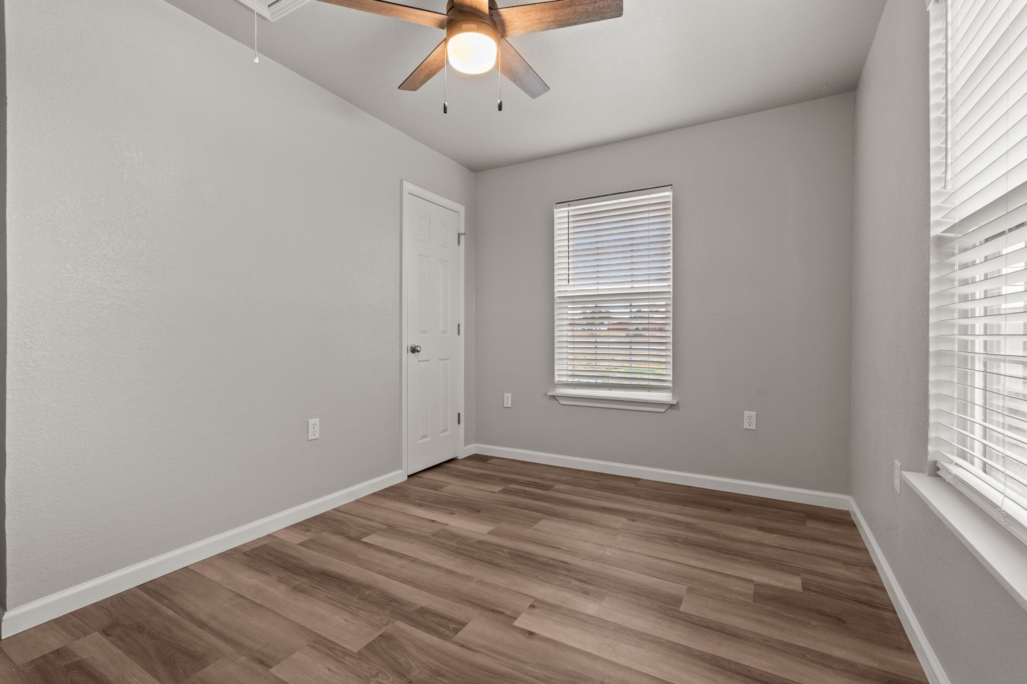 1070 E Reno Road Reno TX 76020