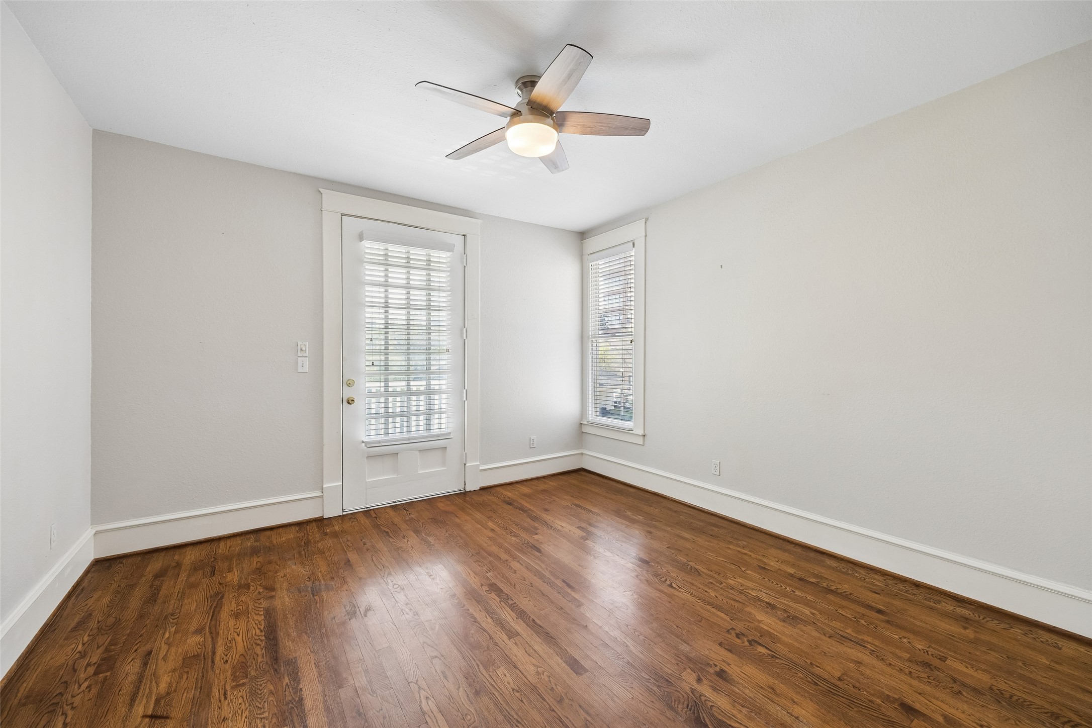 2605 Hibernia Street Dallas TX 75204