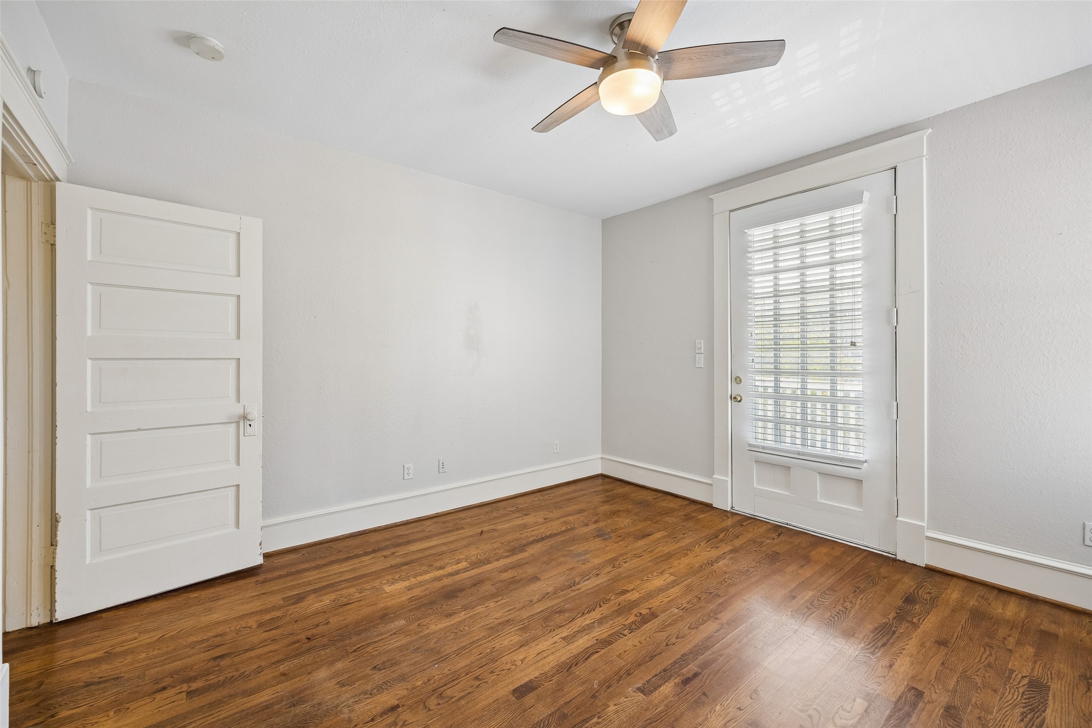2605 Hibernia Street Dallas TX 75204