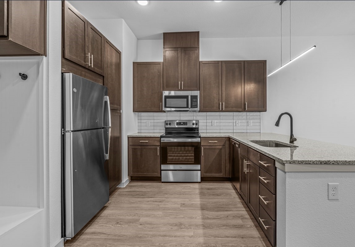 3120 E Park Row Drive Arlington TX 76010