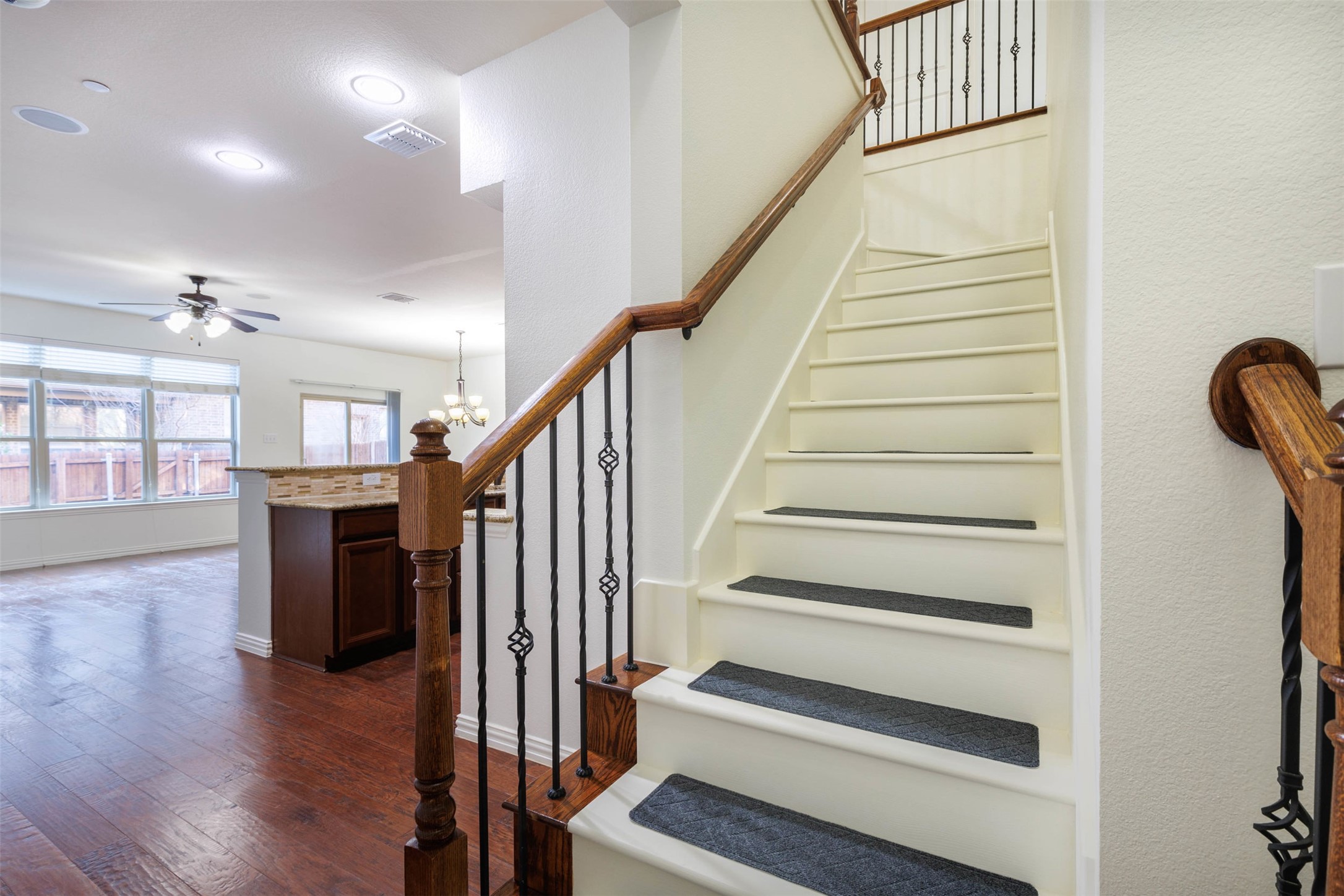 394 Teague Drive Lewisville TX 75067