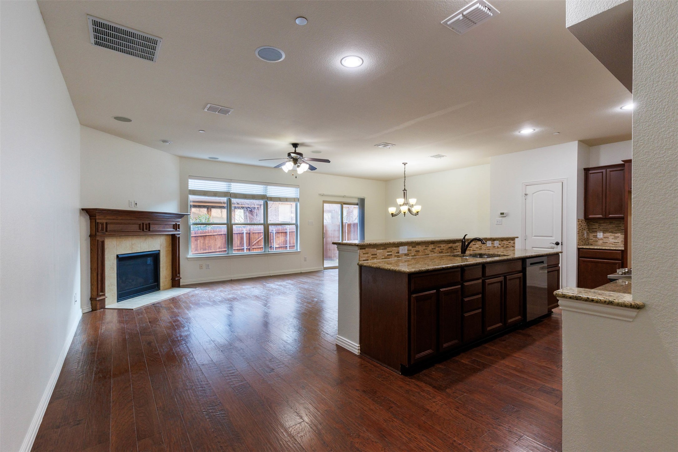 394 Teague Drive Lewisville TX 75067