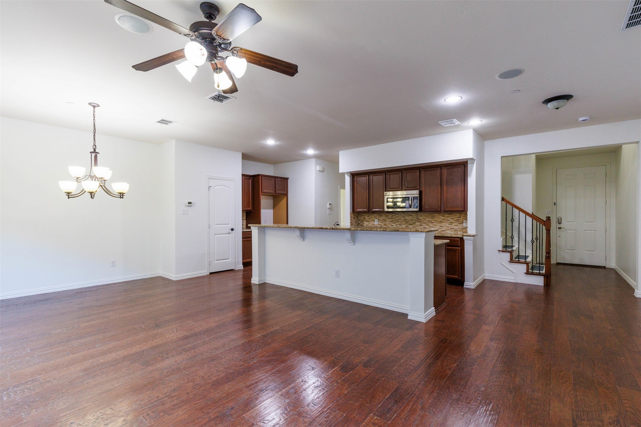 394 Teague Drive Lewisville TX 75067