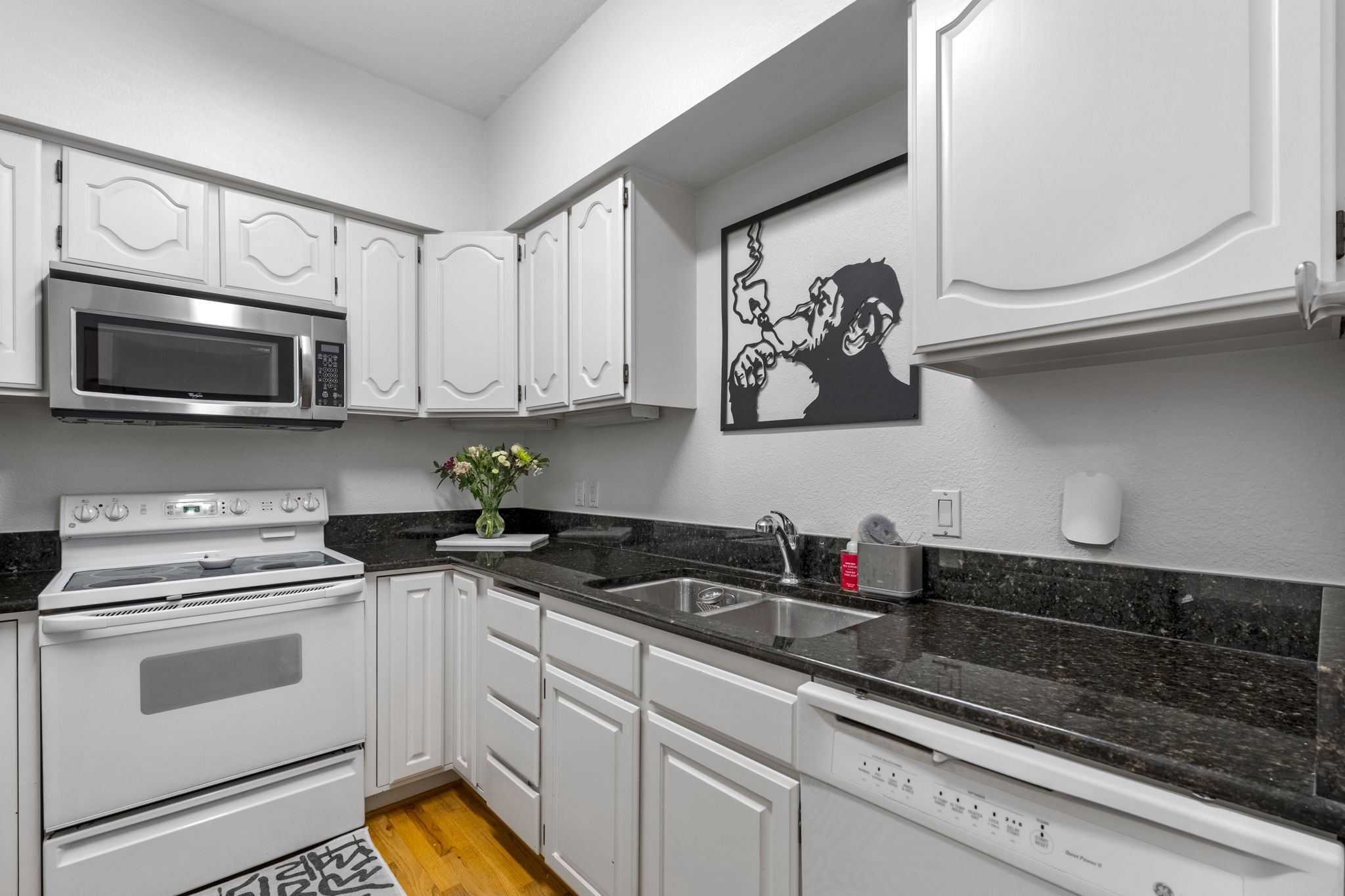 3208 Cole Avenue Dallas TX 75204