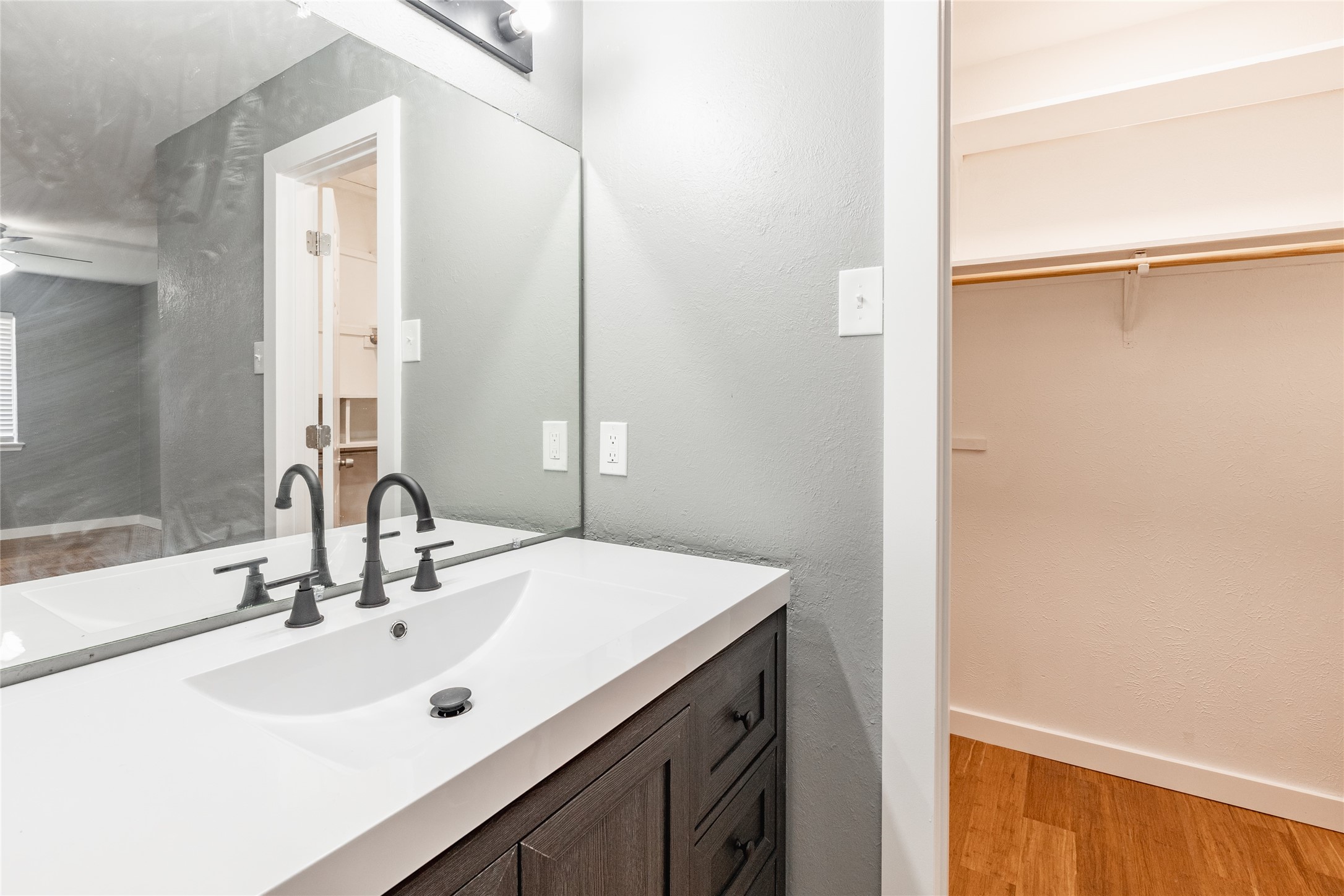 705 Valiant Circle Garland TX 75043