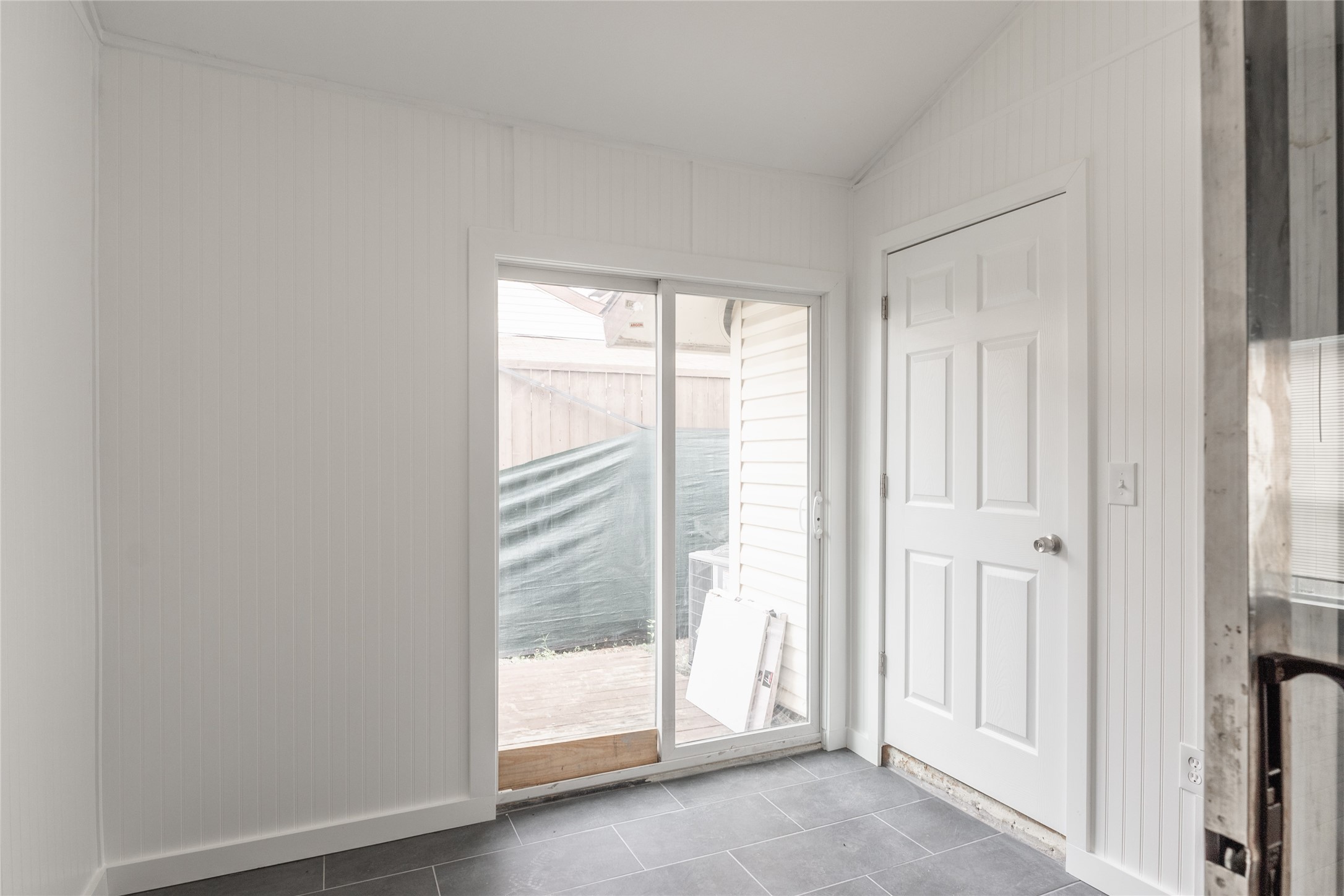 705 Valiant Circle Garland TX 75043