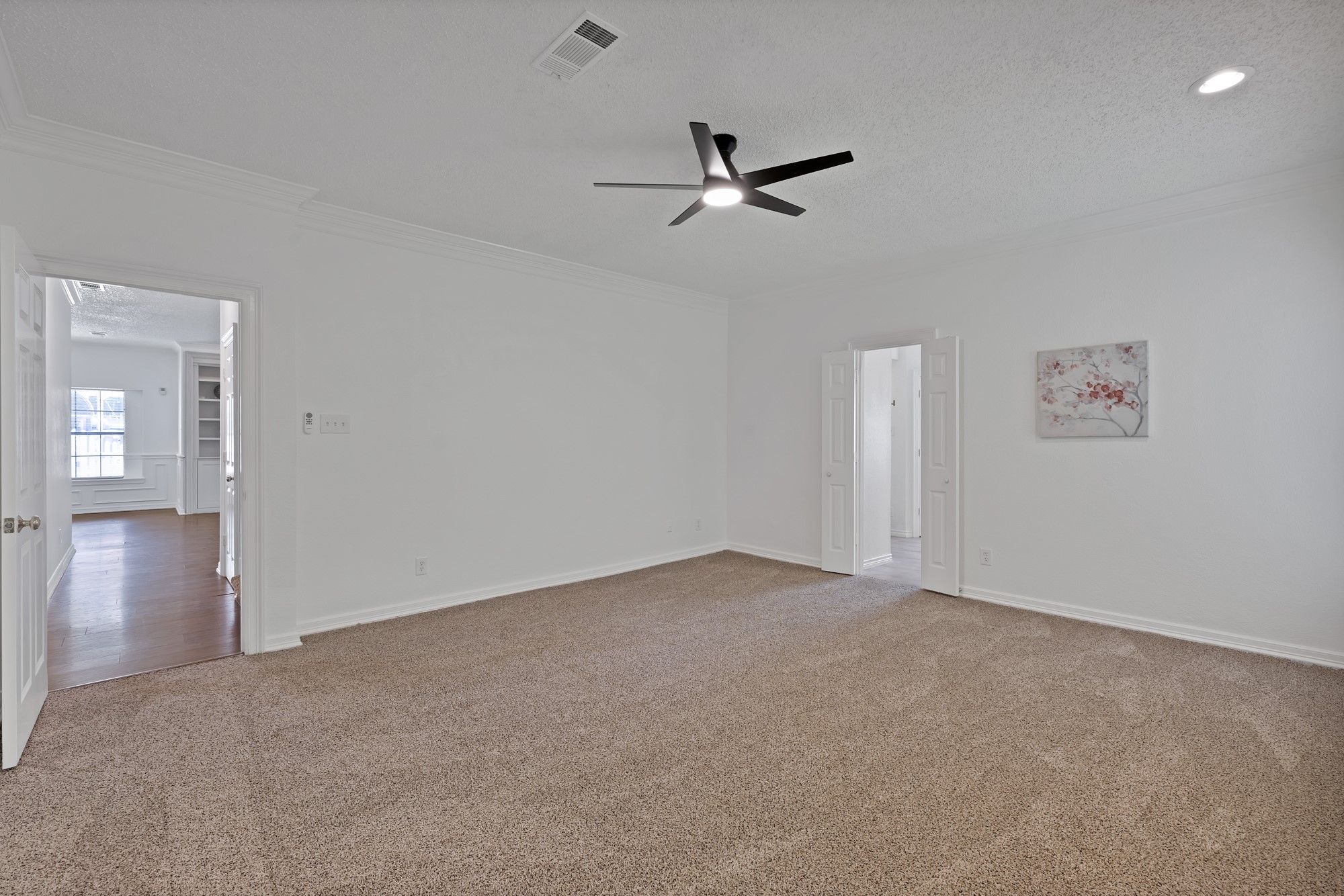 4219 Oak Springs Drive Arlington TX 76016