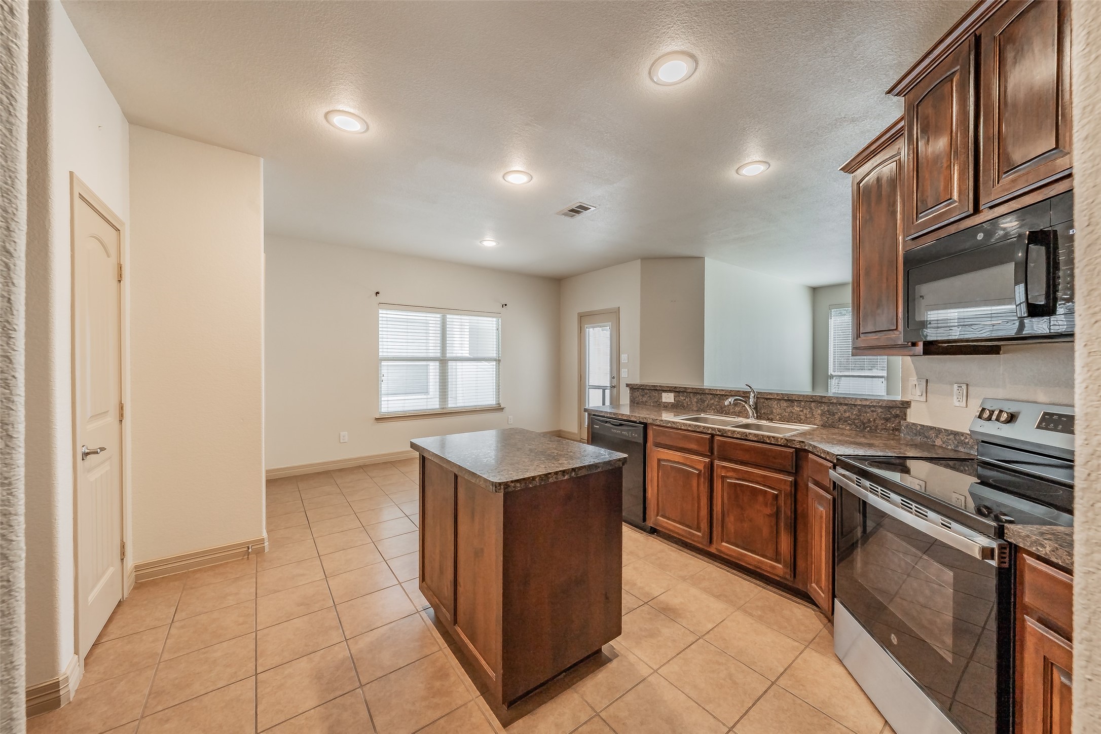 8924 Manana Street Fort Worth TX 76244