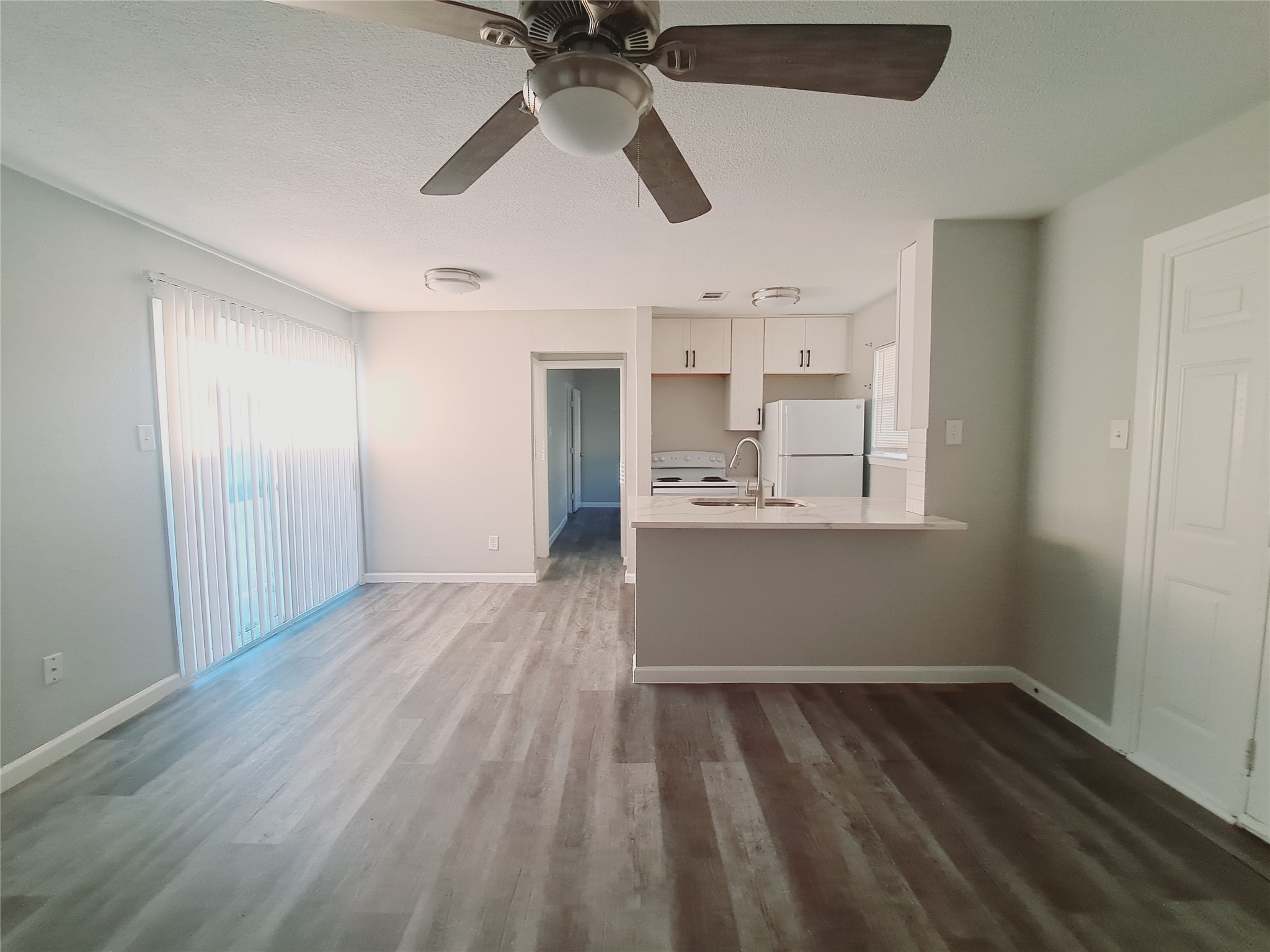 817 Bluebird Irving TX 75061