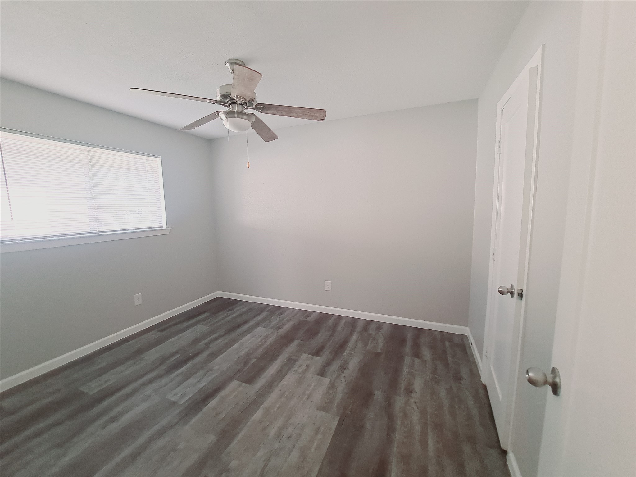 817 Bluebird Irving TX 75061