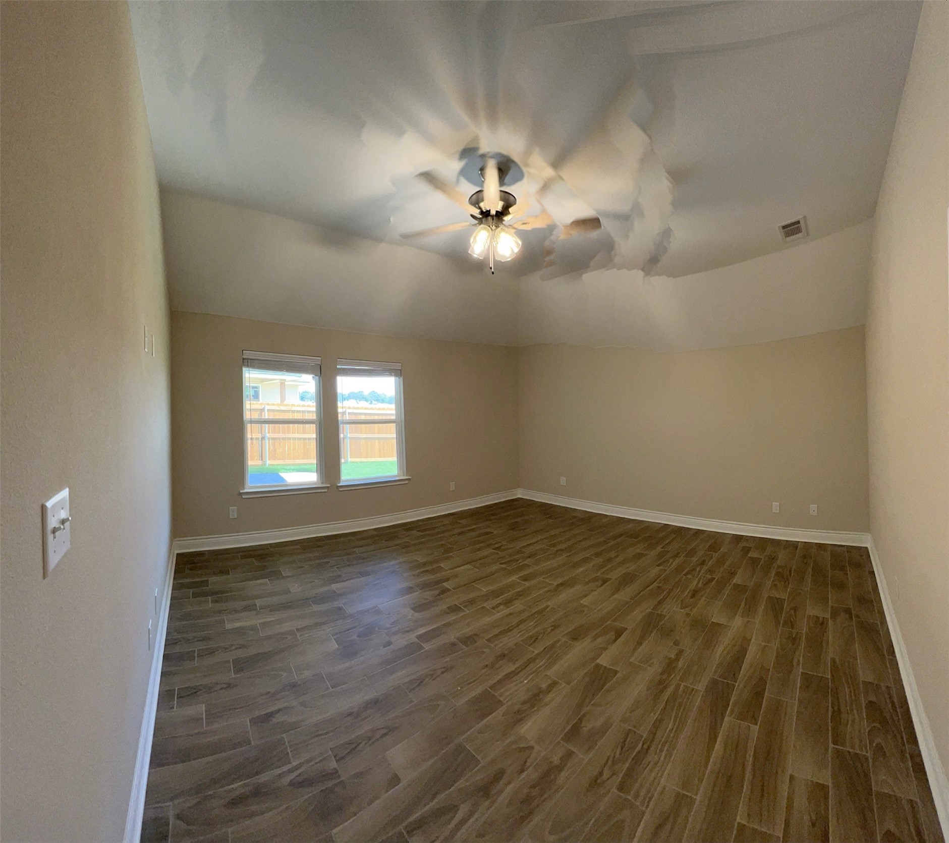 905 Tippit Lane Greenville TX 75402