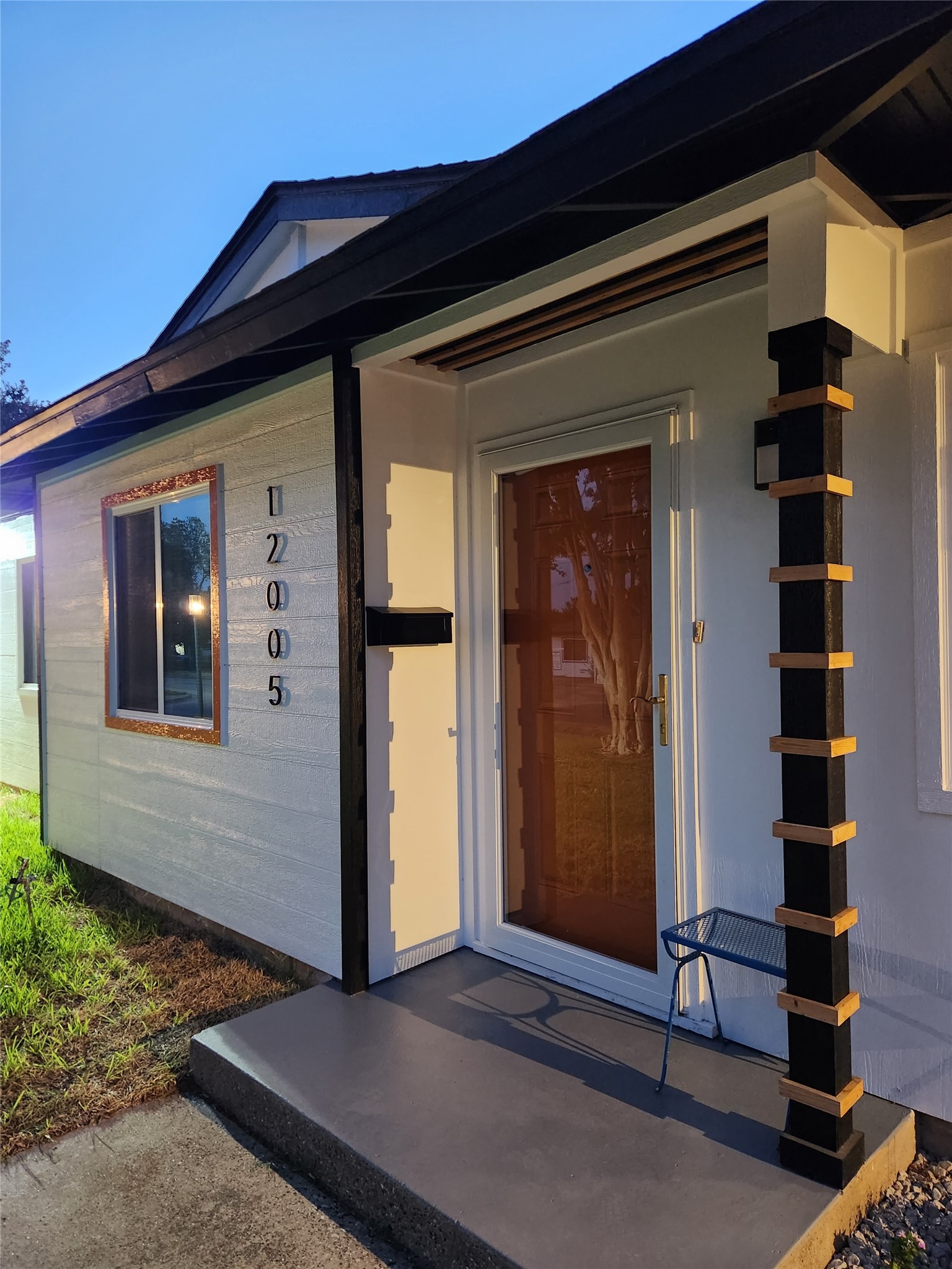 12005 Oberlin Drive Dallas TX 75243