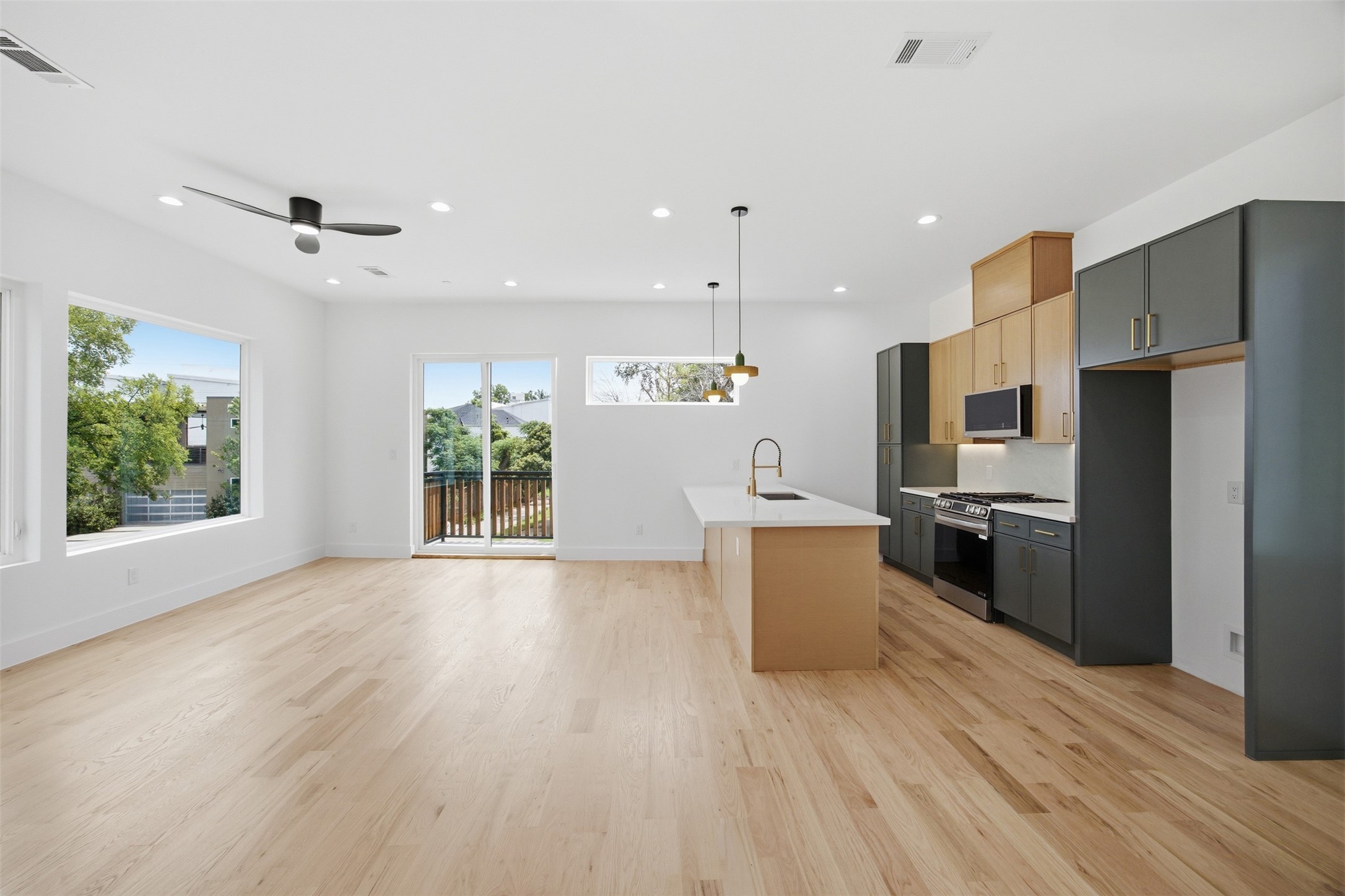 4605 Belmont Avenue Dallas TX 75204