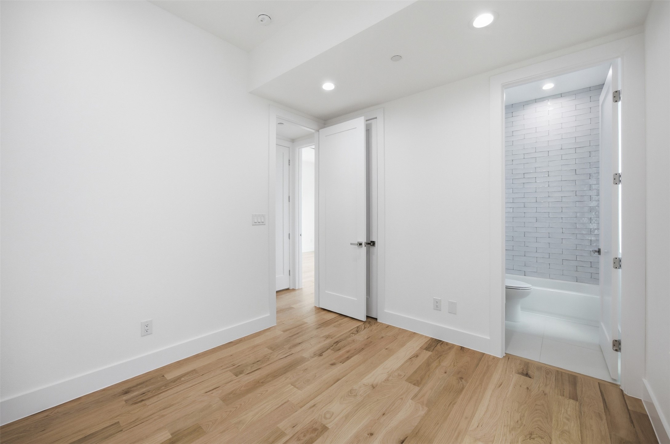 4605 Belmont Avenue Dallas TX 75204