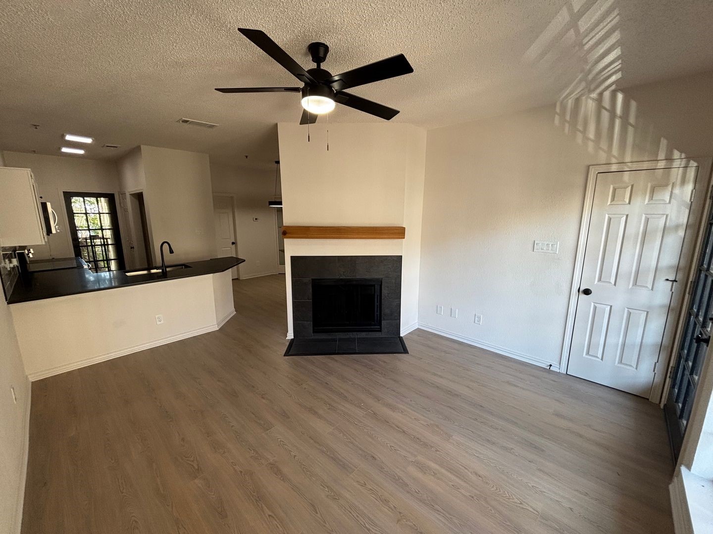 4800 W Lovers Lane Dallas TX 75209