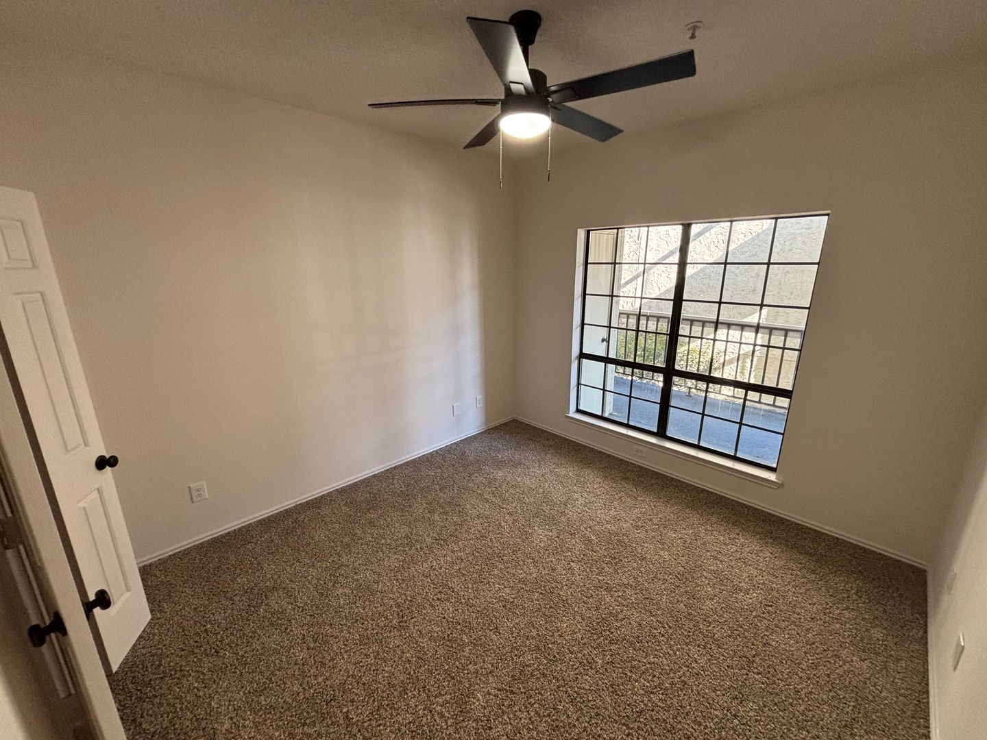 4800 W Lovers Lane Dallas TX 75209