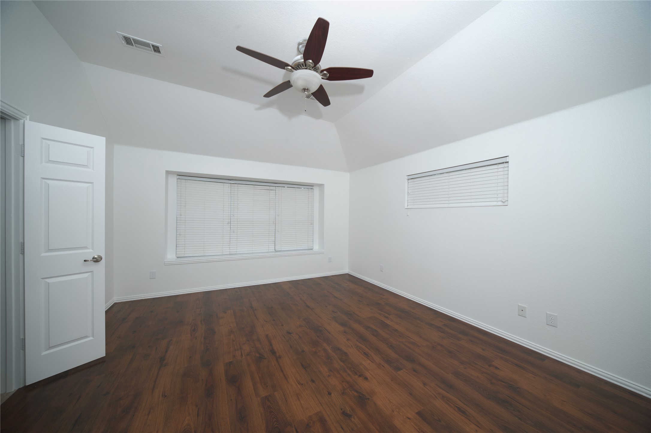 2708 Comanche Trail Mansfield TX 76063