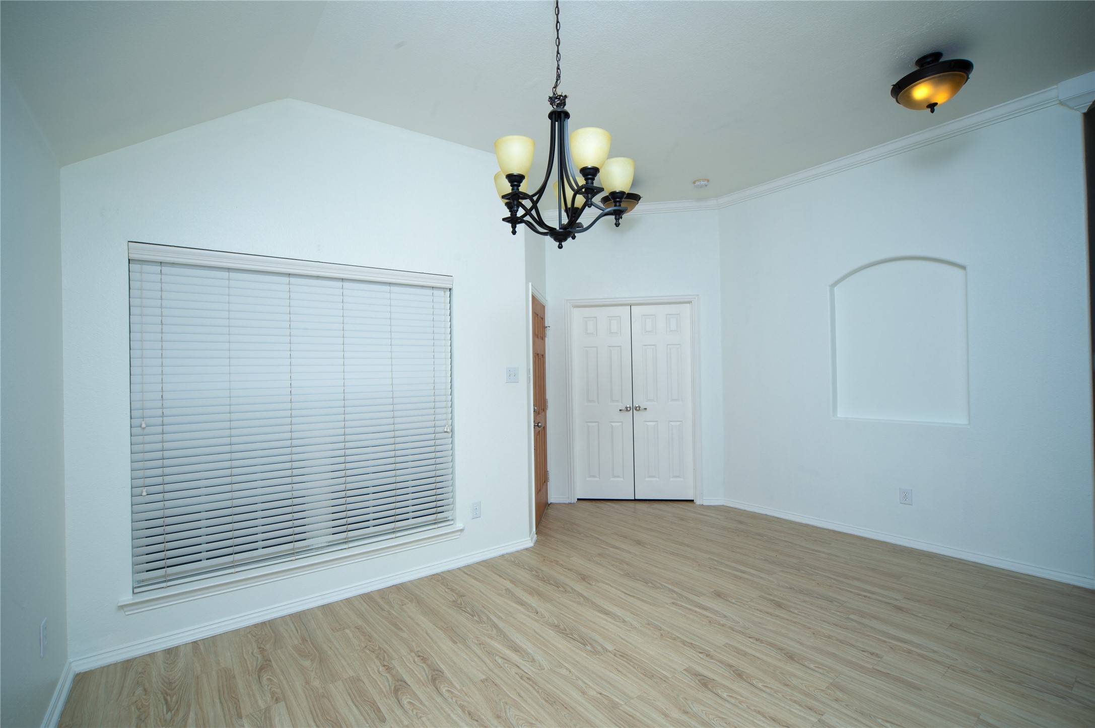2708 Comanche Trail Mansfield TX 76063