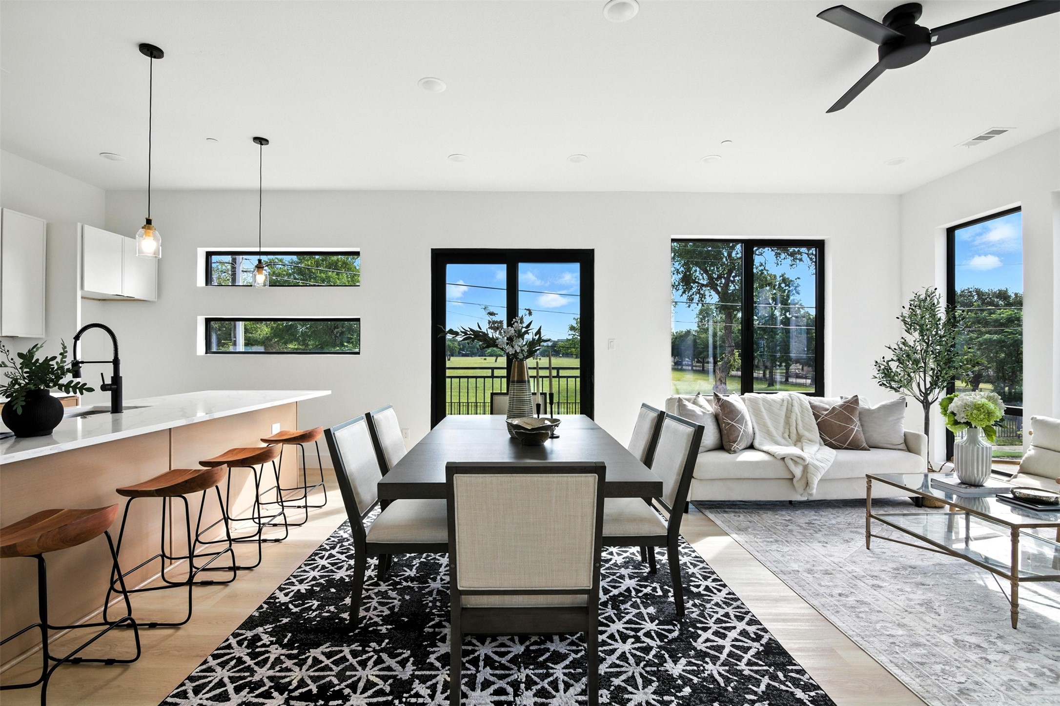 4611 Fairmount Street Dallas TX 75219