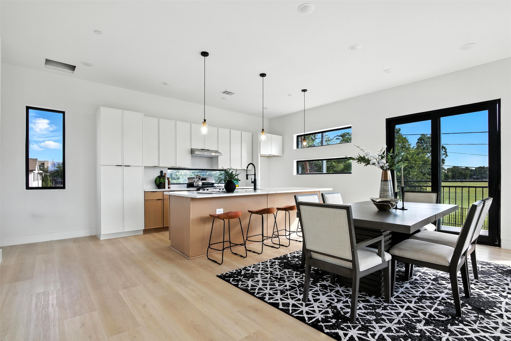 4611 Fairmount Street Dallas TX 75219