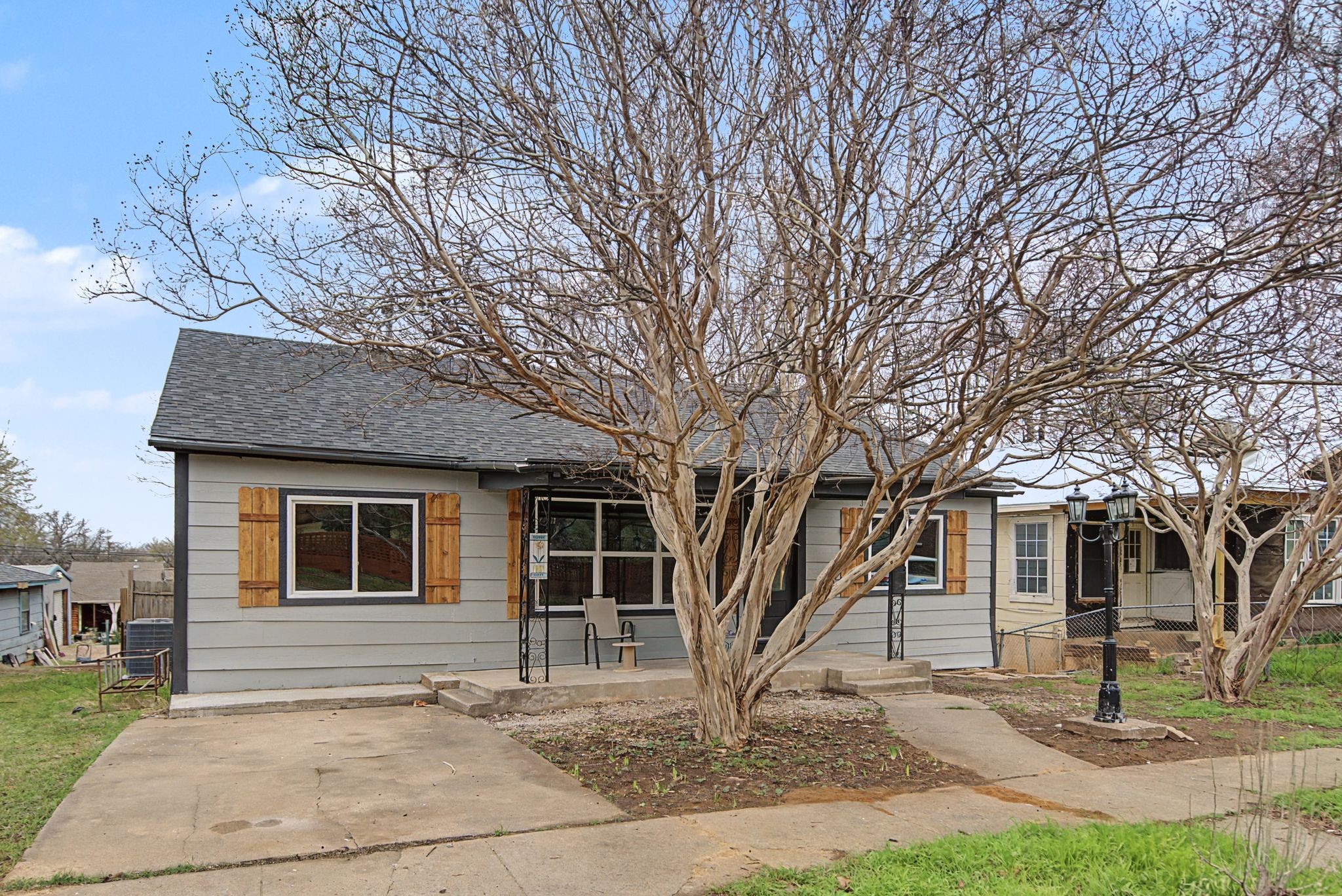 1411 W Gandy Street Denison TX 75020
