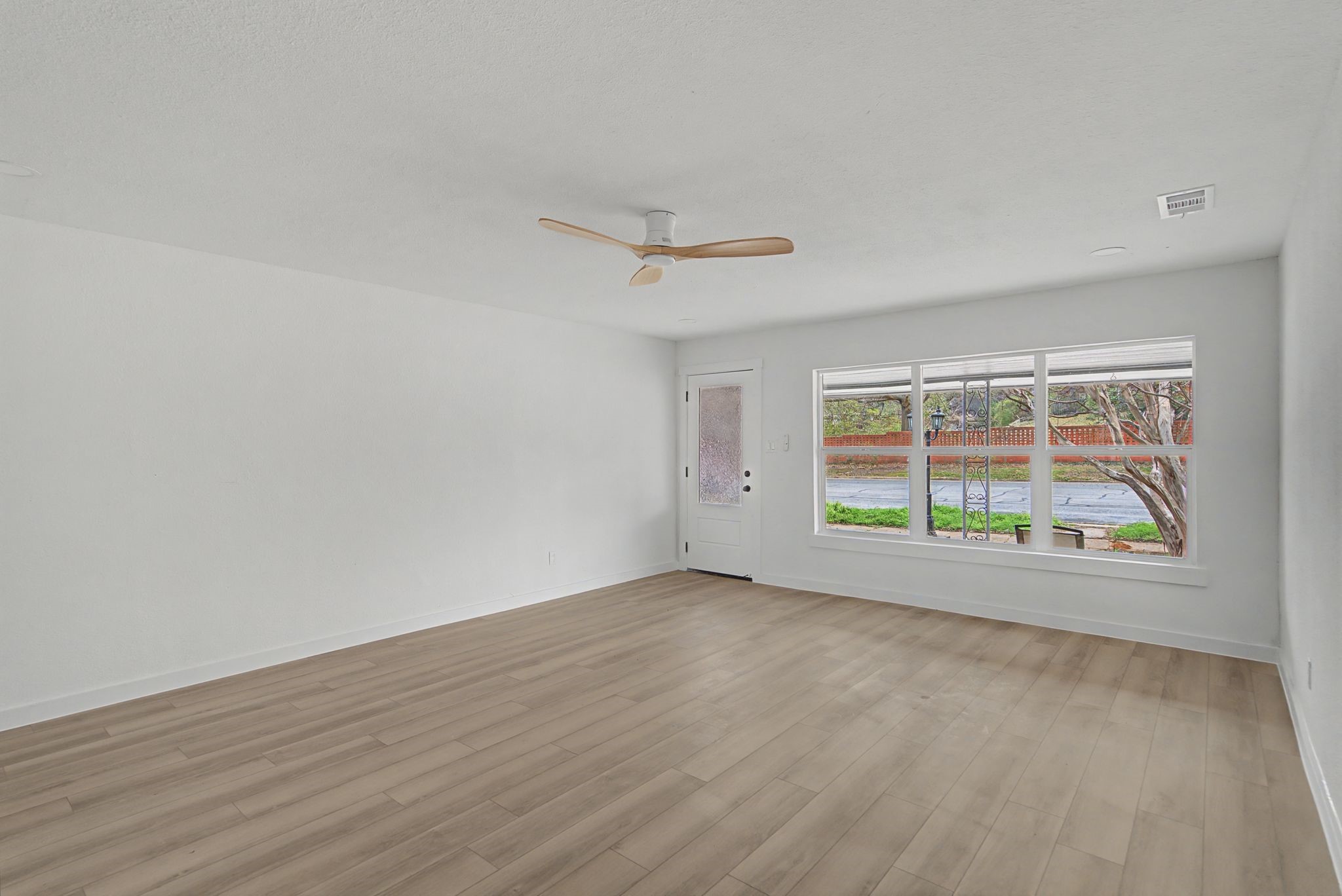 1411 W Gandy Street Denison TX 75020