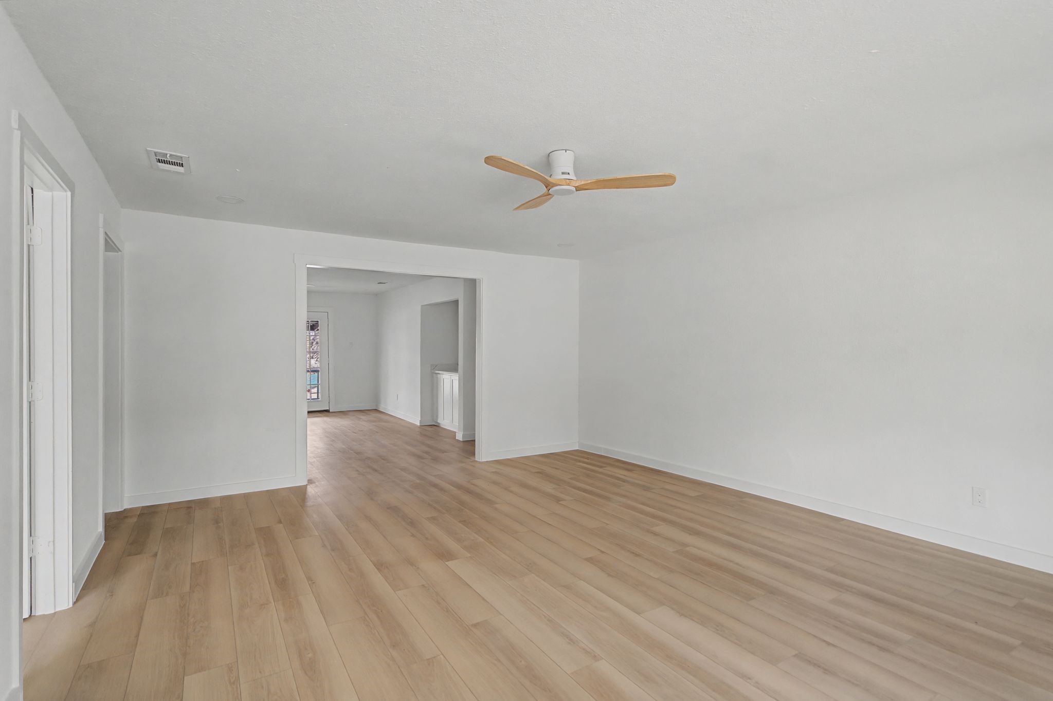 1411 W Gandy Street Denison TX 75020