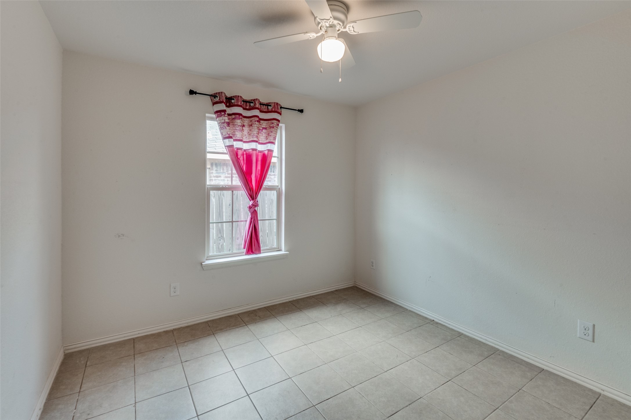 1939 Naira Drive Dallas TX 75217