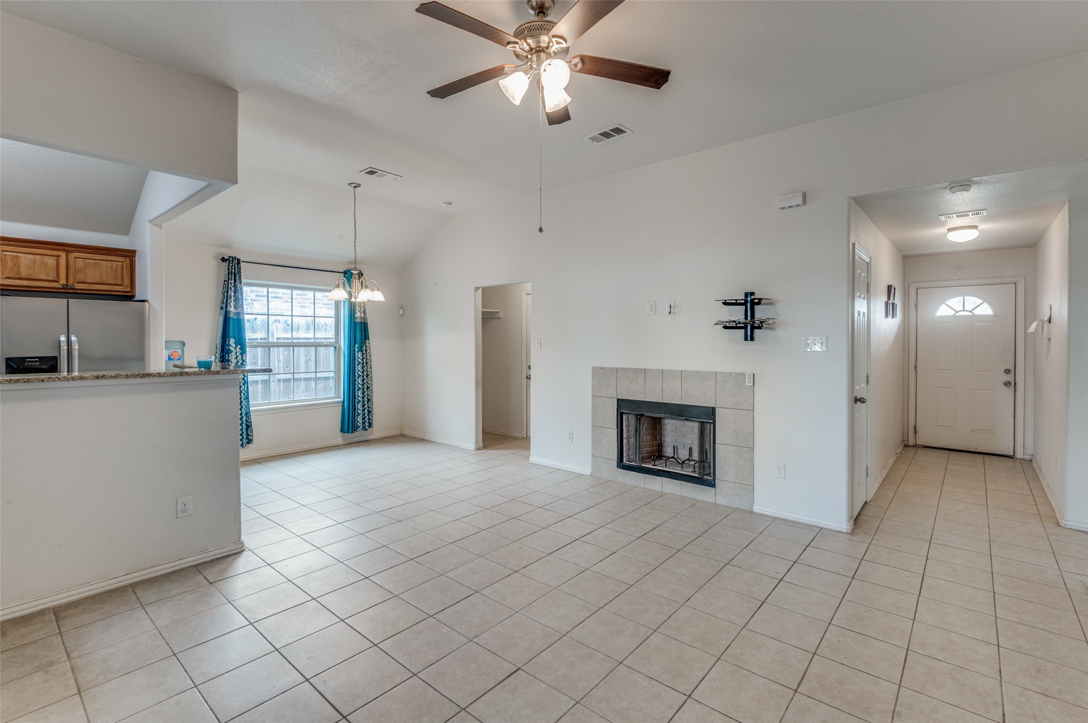 1939 Naira Drive Dallas TX 75217
