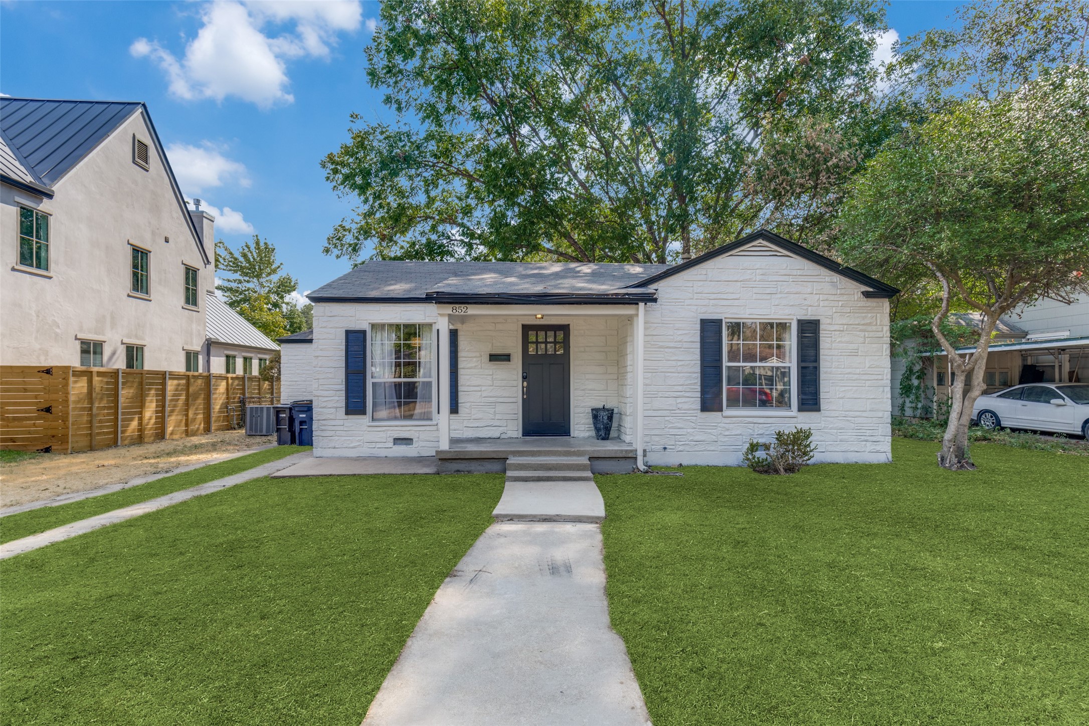 852 Northwood Road Fort Worth TX 76107