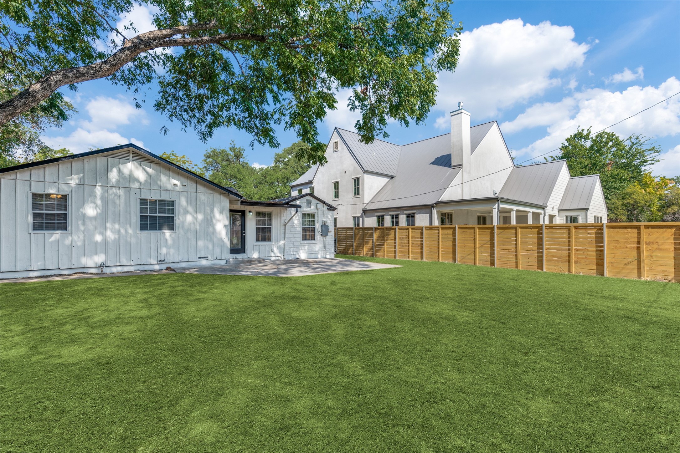 852 Northwood Road Fort Worth TX 76107