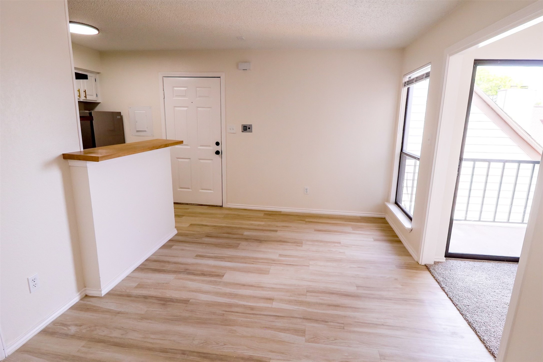 2309 Balsam Arlington TX 76006