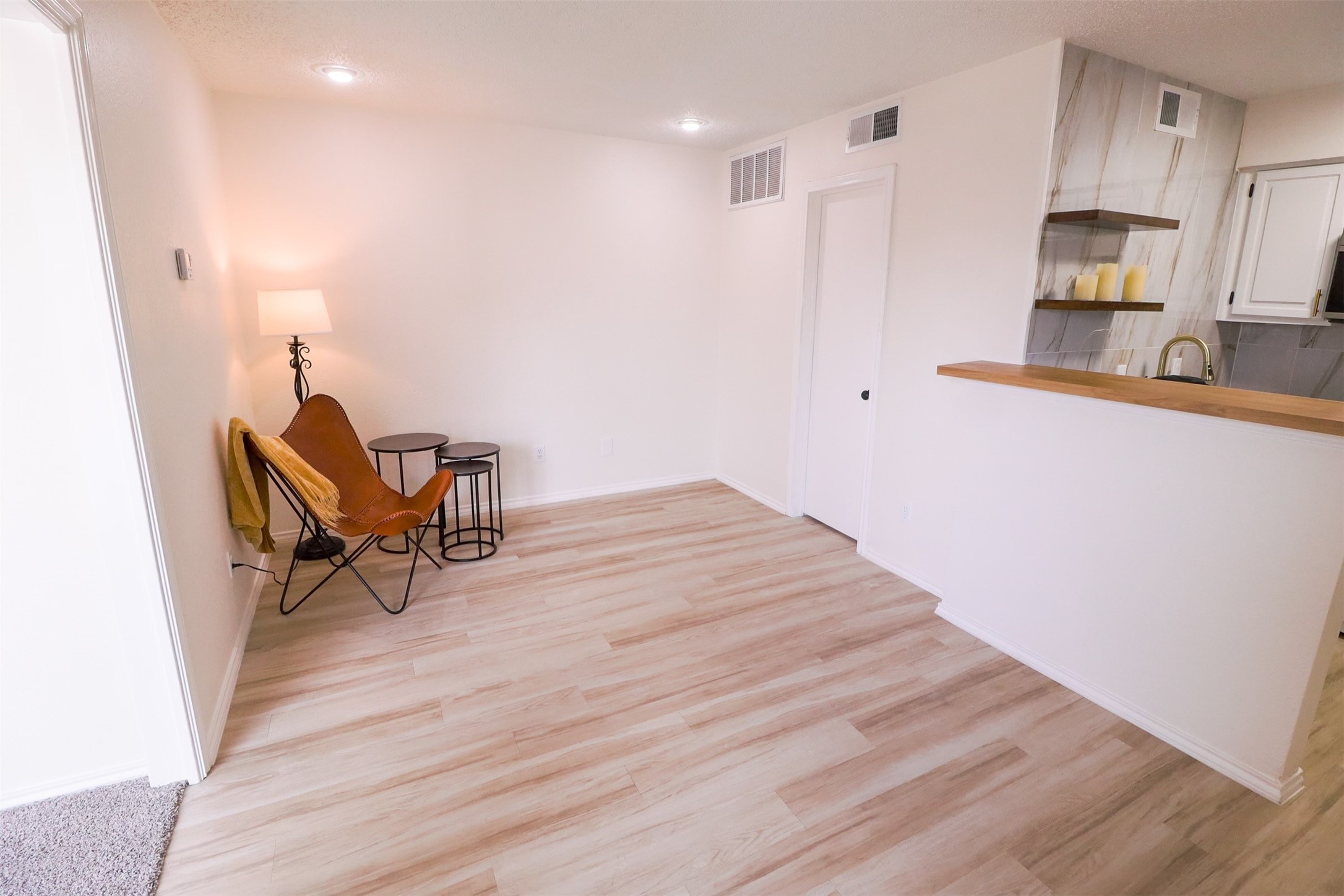 2309 Balsam Arlington TX 76006