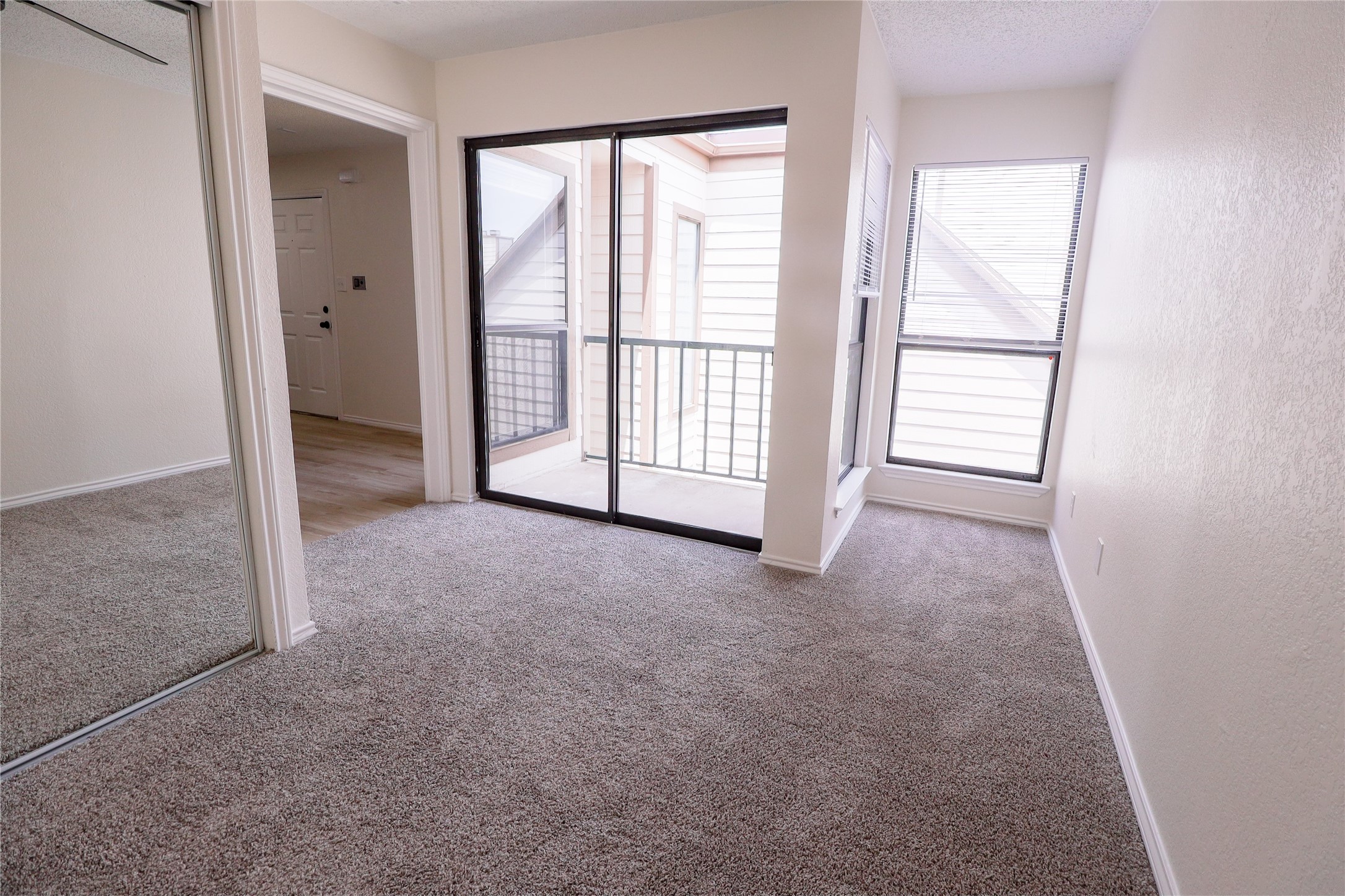 2309 Balsam Arlington TX 76006