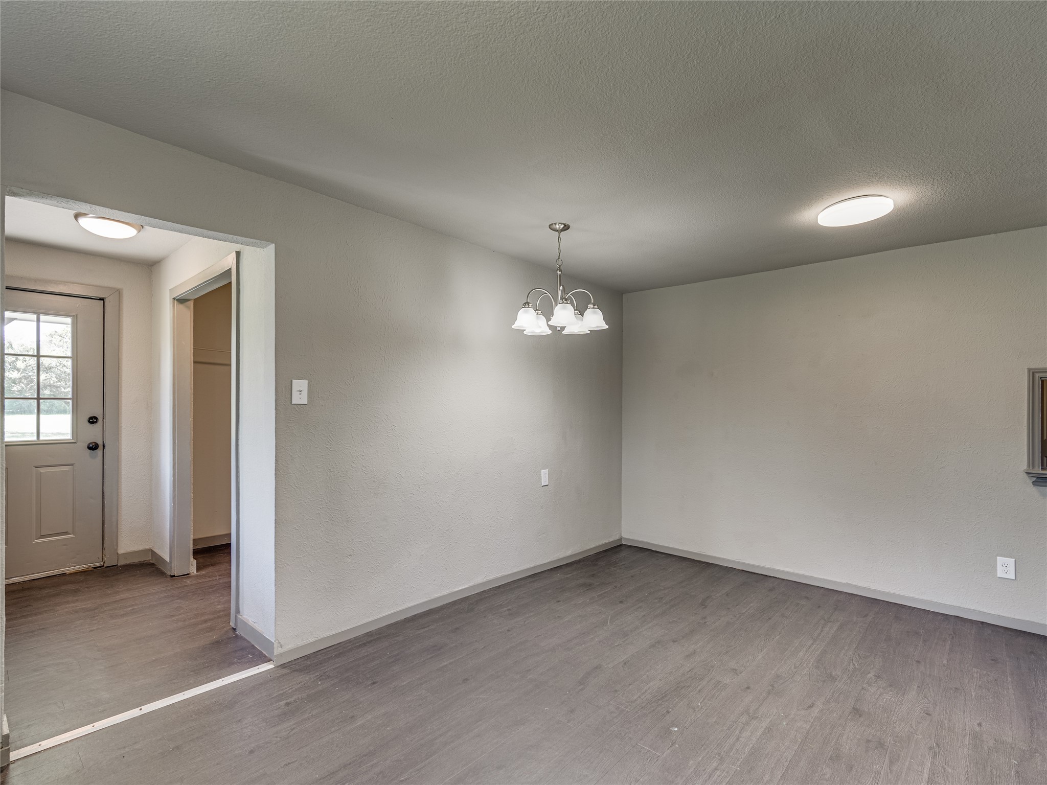416 N 8th Street Midlothian TX 76065