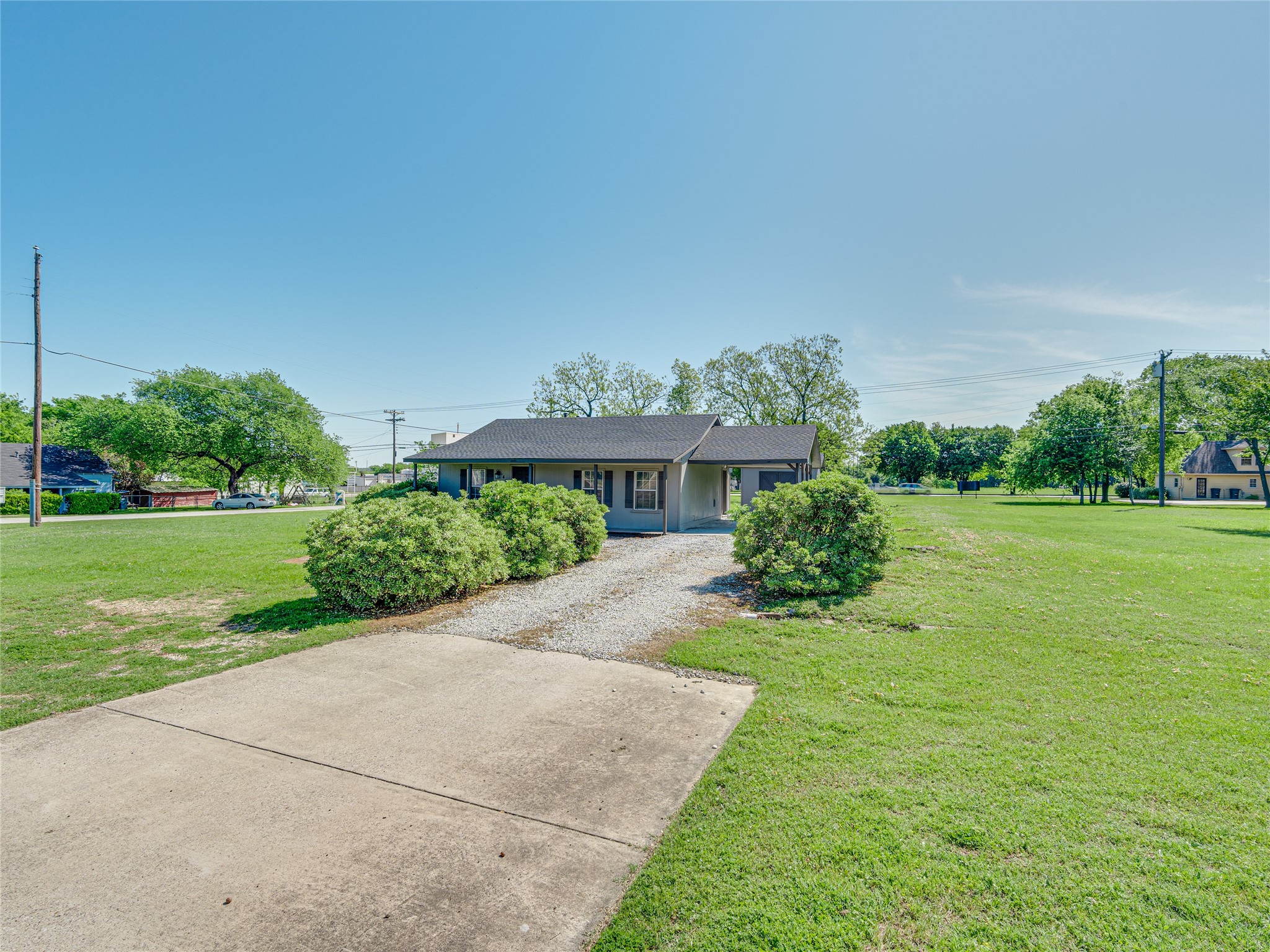 416 N 8th Street Midlothian TX 76065