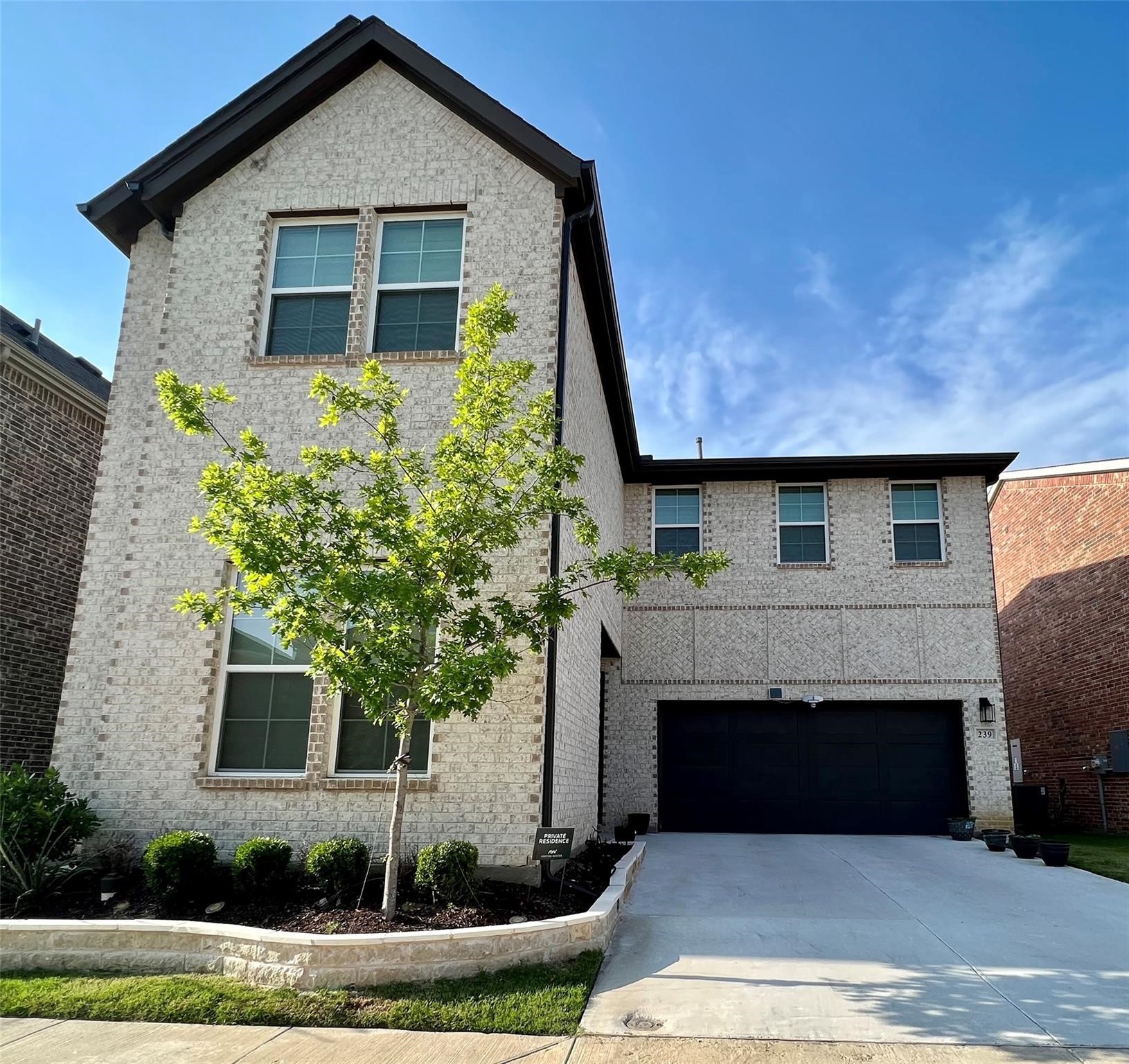239 Woodson Street Irving TX 75063
