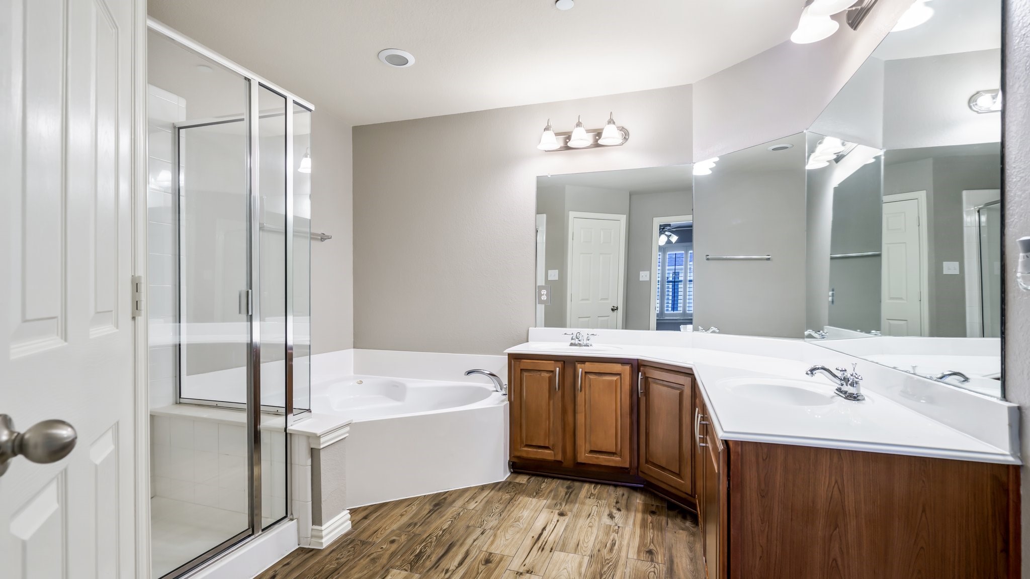 3213 Carlisle Street Bedford TX 76021